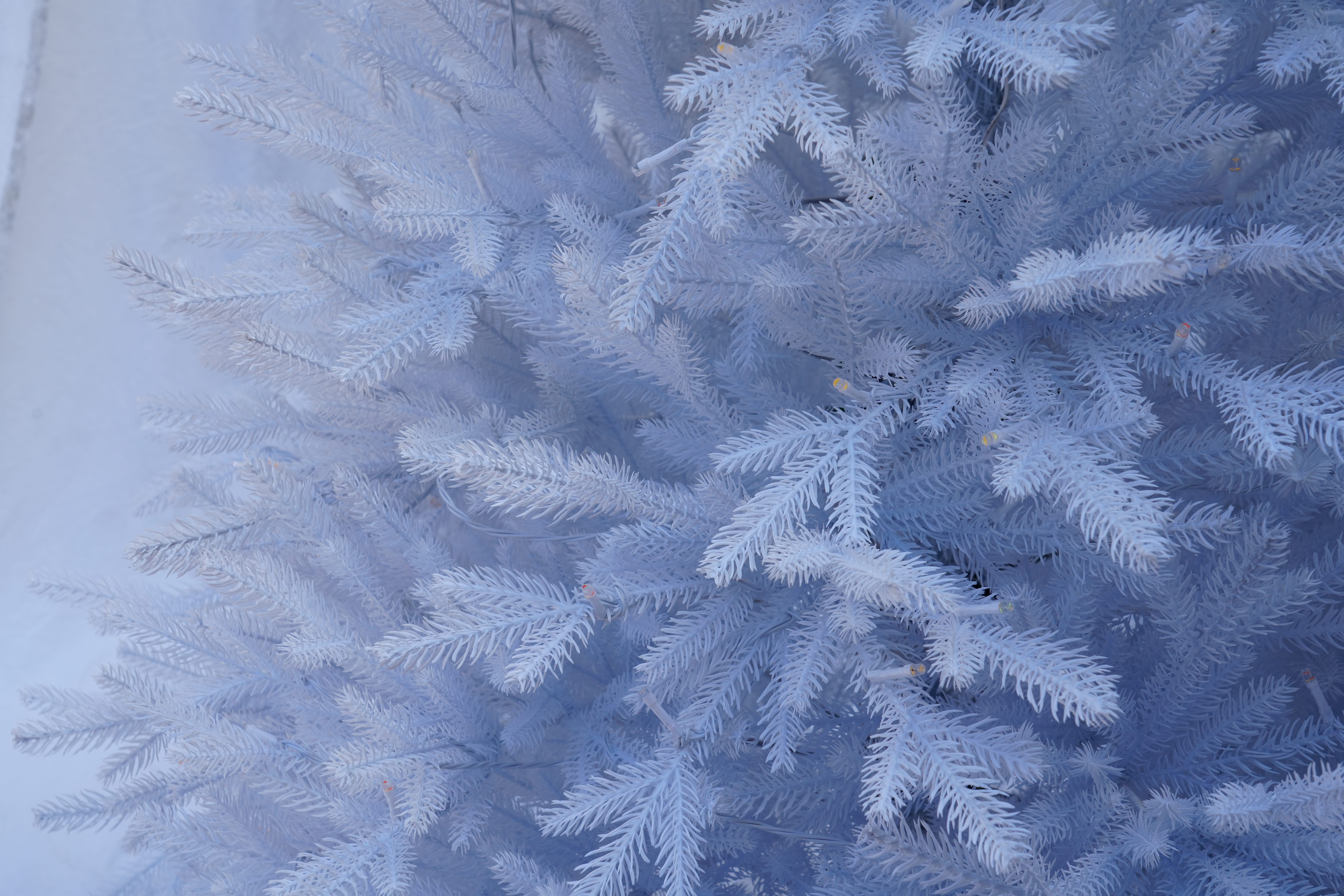 圣诞树/圣诞树松针/圣诞工艺品/圣诞球植绒挂件/圣诞丽丽产品图