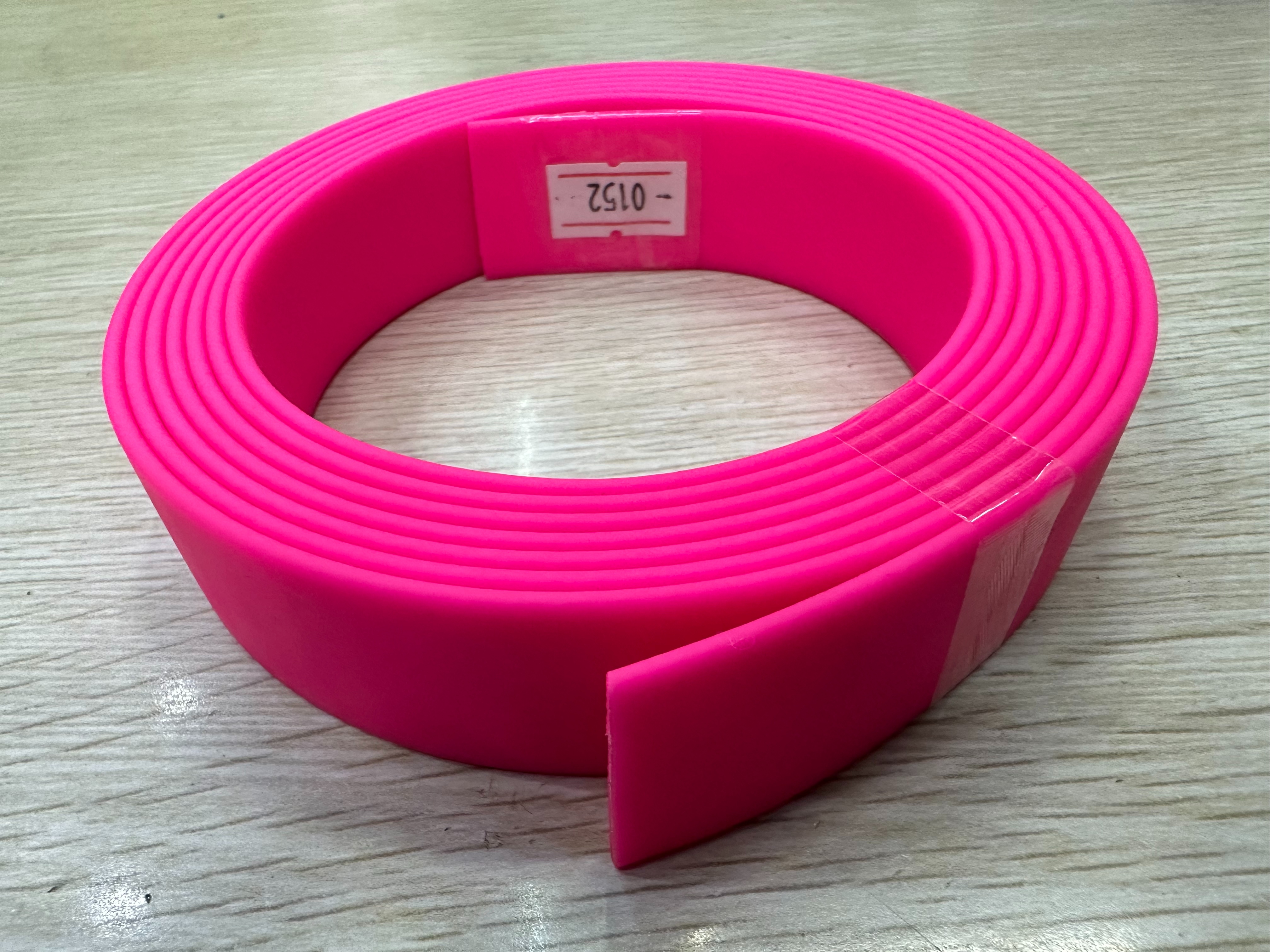 简约塑胶箱包辅料、皮带辅料、鞋材辅料、饰品配件