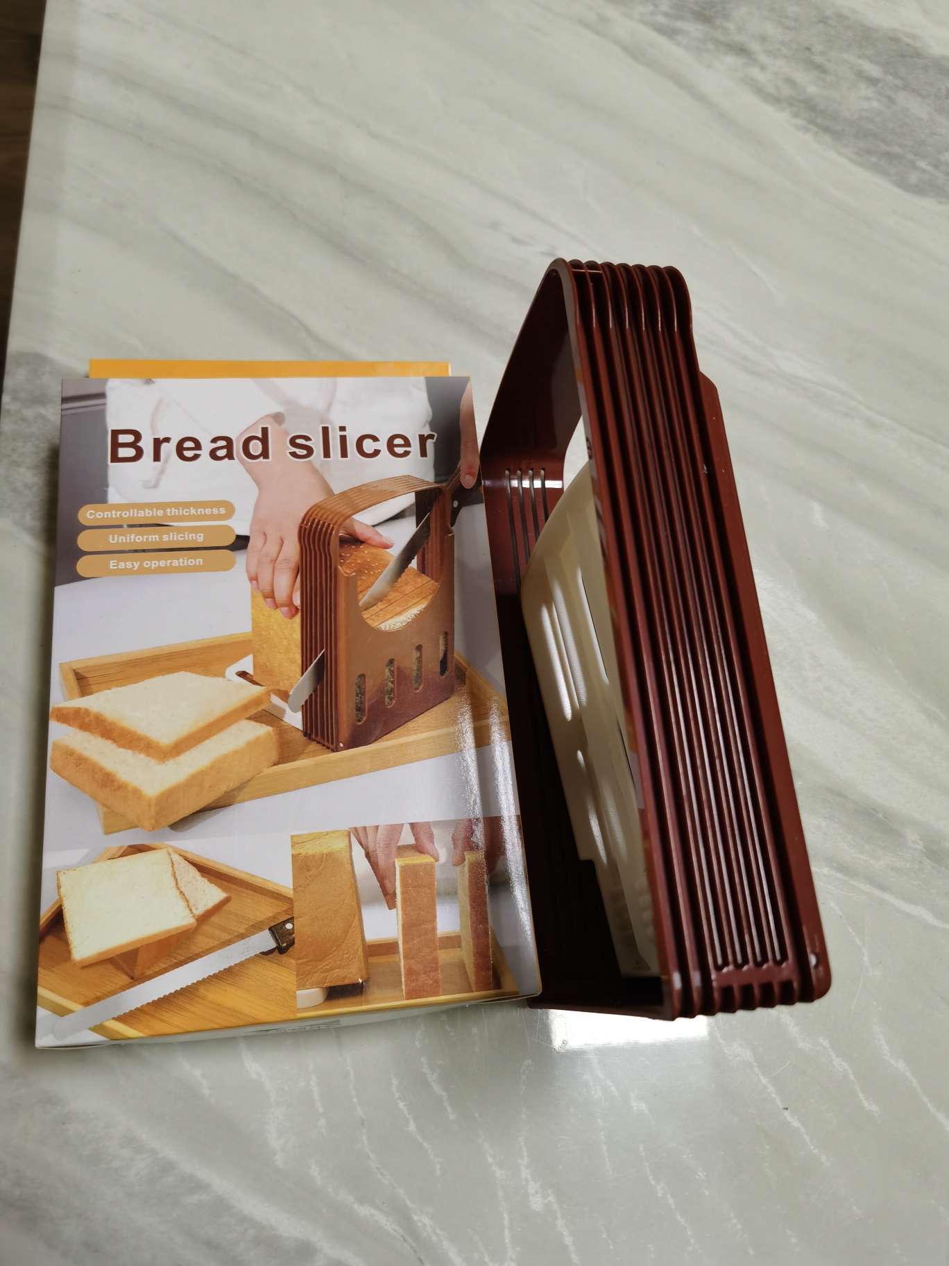 Bread slicer, toast slicer and divider, cutter, foldable slicing rack, household baking tools in stock details Picture