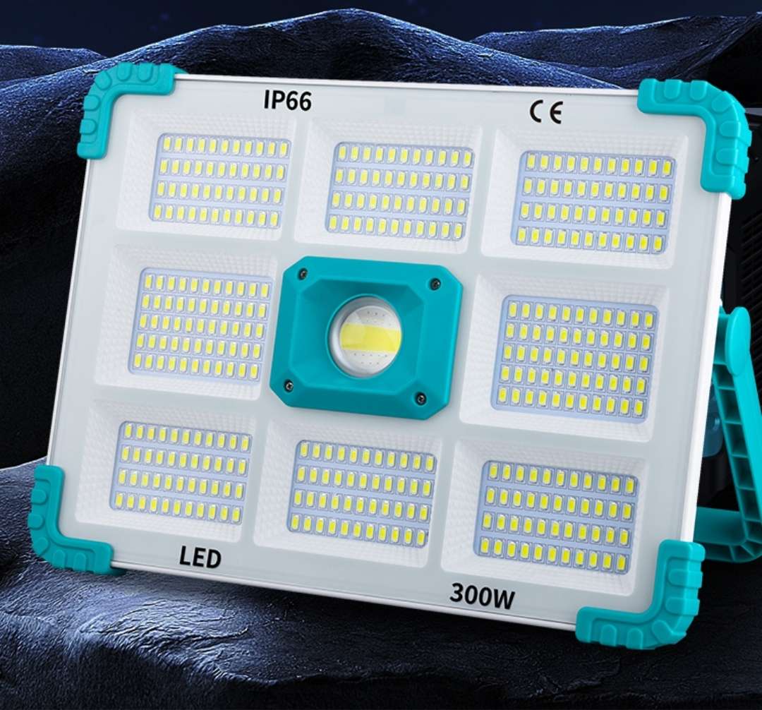 太阳能户外移动露营灯大容量充电宝应急灯检修工作灯