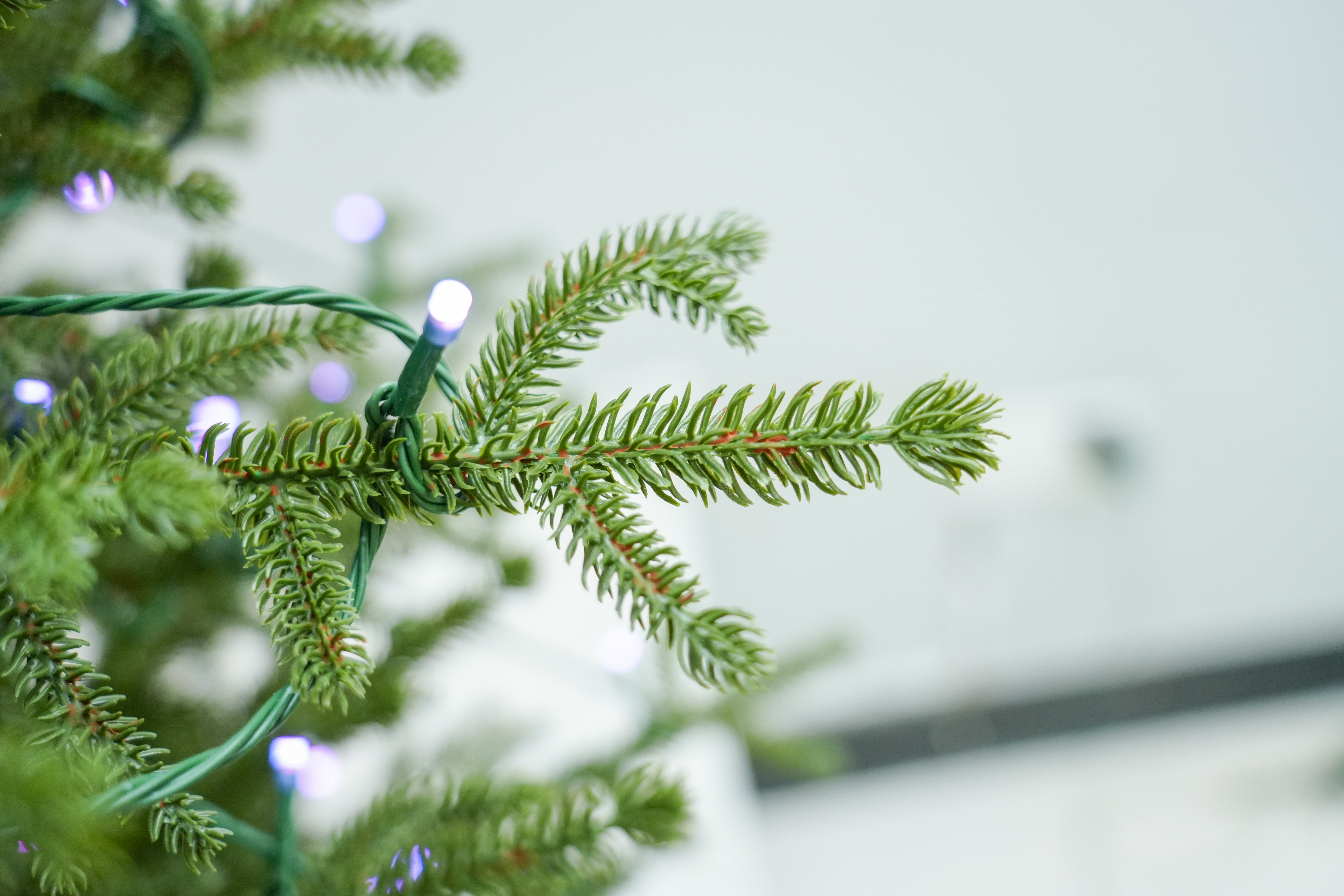 2025 New model 1.2-3-meter five-pronged PE automatic Christmas tree with LED lights, Christmas tree source factory Specification image