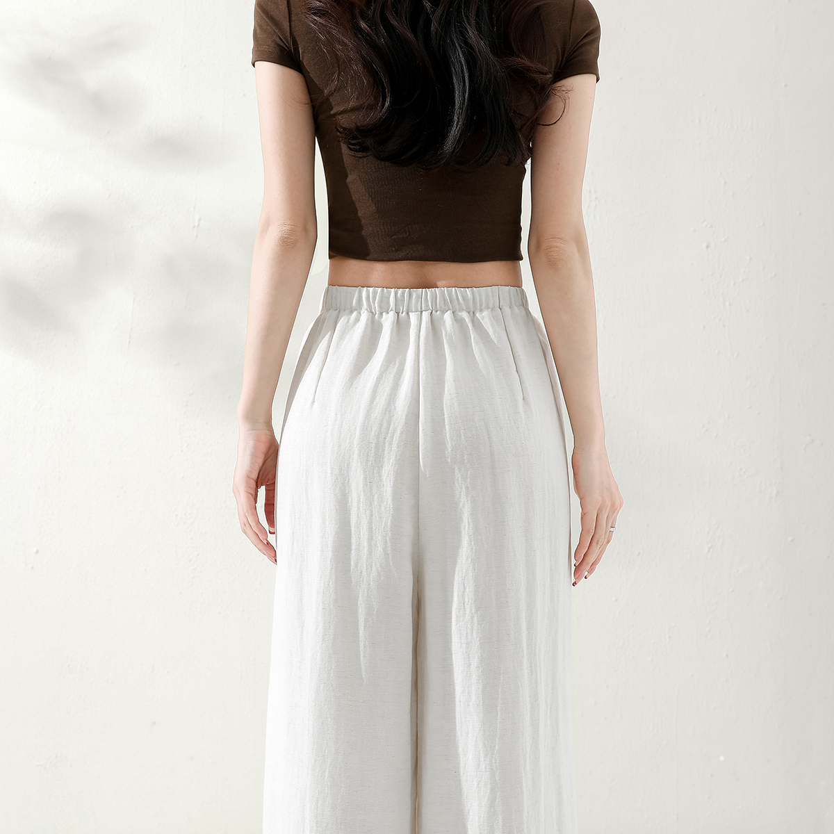 Tencel linen fashion casual pants are made of high-quality fabric, featuring a simple and fashionable design. The elastic belt design makes them versatile for various casual occasions pic 4