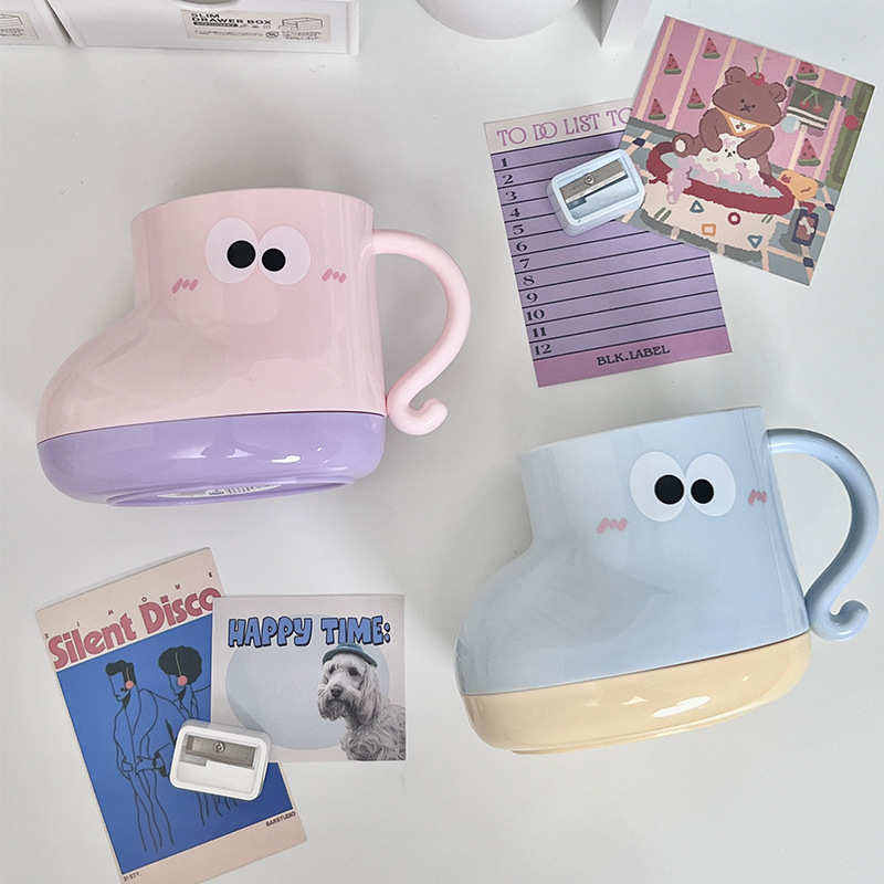 S137-1031 Big-eyed creative and simple Toothbrush and mouthwash Cup, couple toothbrush cup, plastic cup, cute for home use