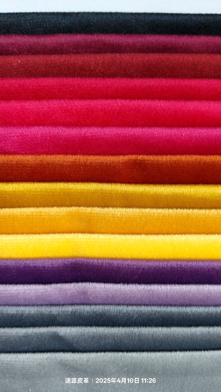 Velvet, velvet, Dutch velvet, exclusive makeup, dinner bags, luggage, leather goods, and other functions are all available. It is portable, practical, and elegant Application Scenario