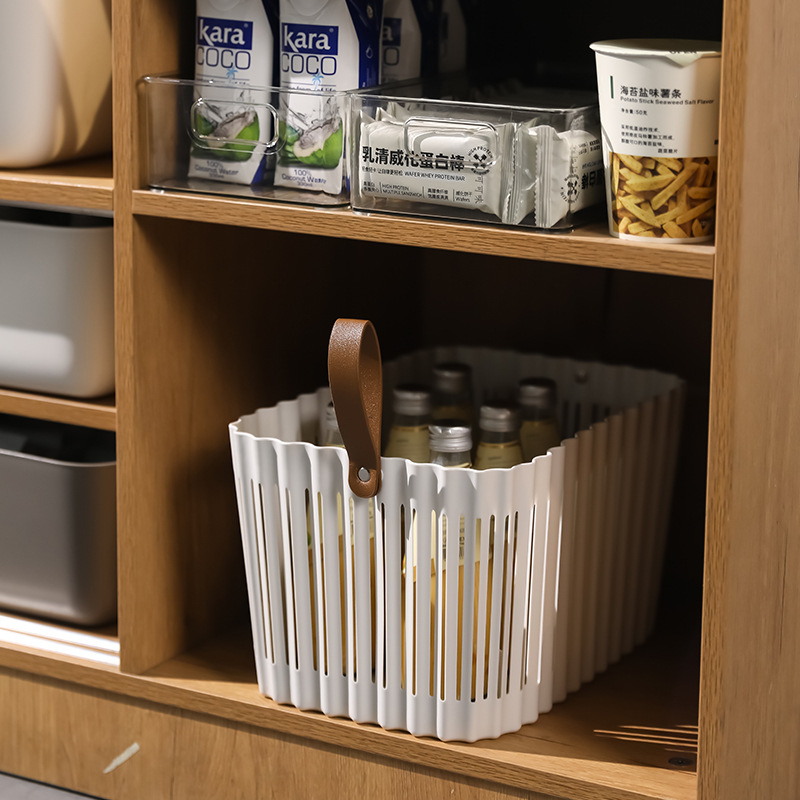S41-9185 plastic woven basket, picnic small hand-held vegetable frame, fruit storage basket, new retro desktop storage basket Item Picture