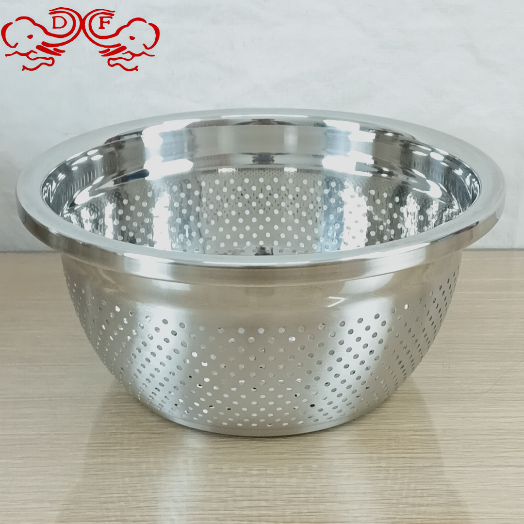 DF68626 stainless steel basin, food-grade household kitchen draining basket, vegetable washing basin, leaky basin, vegetable basin, rice-washing and vegetable filtering basket, DF TRADINGHOUSE Application Scenario