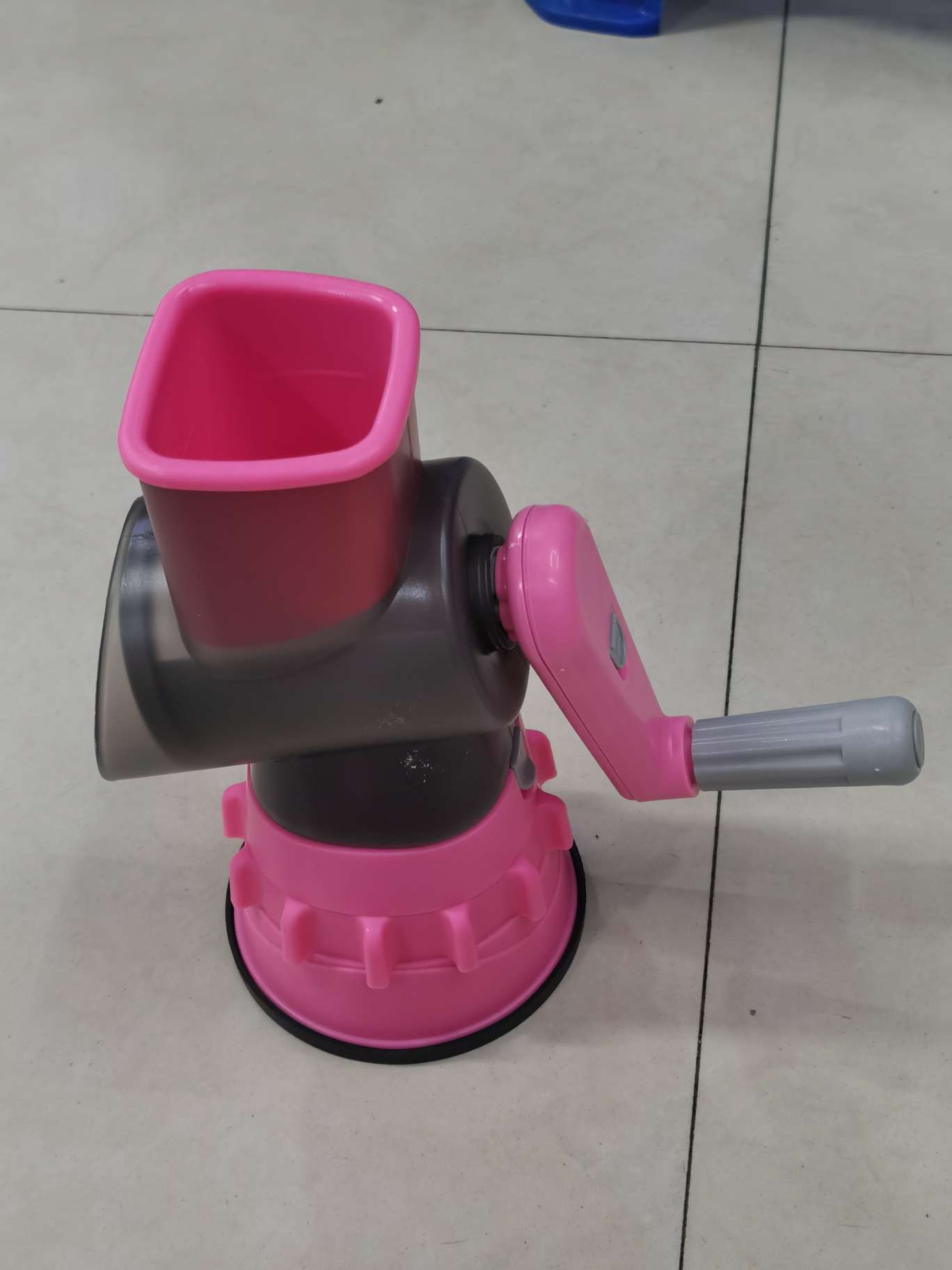 Cyclone drum vegetable cutter, multi-functional vegetable cutter, shredder and slicer, hand-cranked shredding and grinding, kitchen magic tool, shredder, kitchen magic tool Item Picture