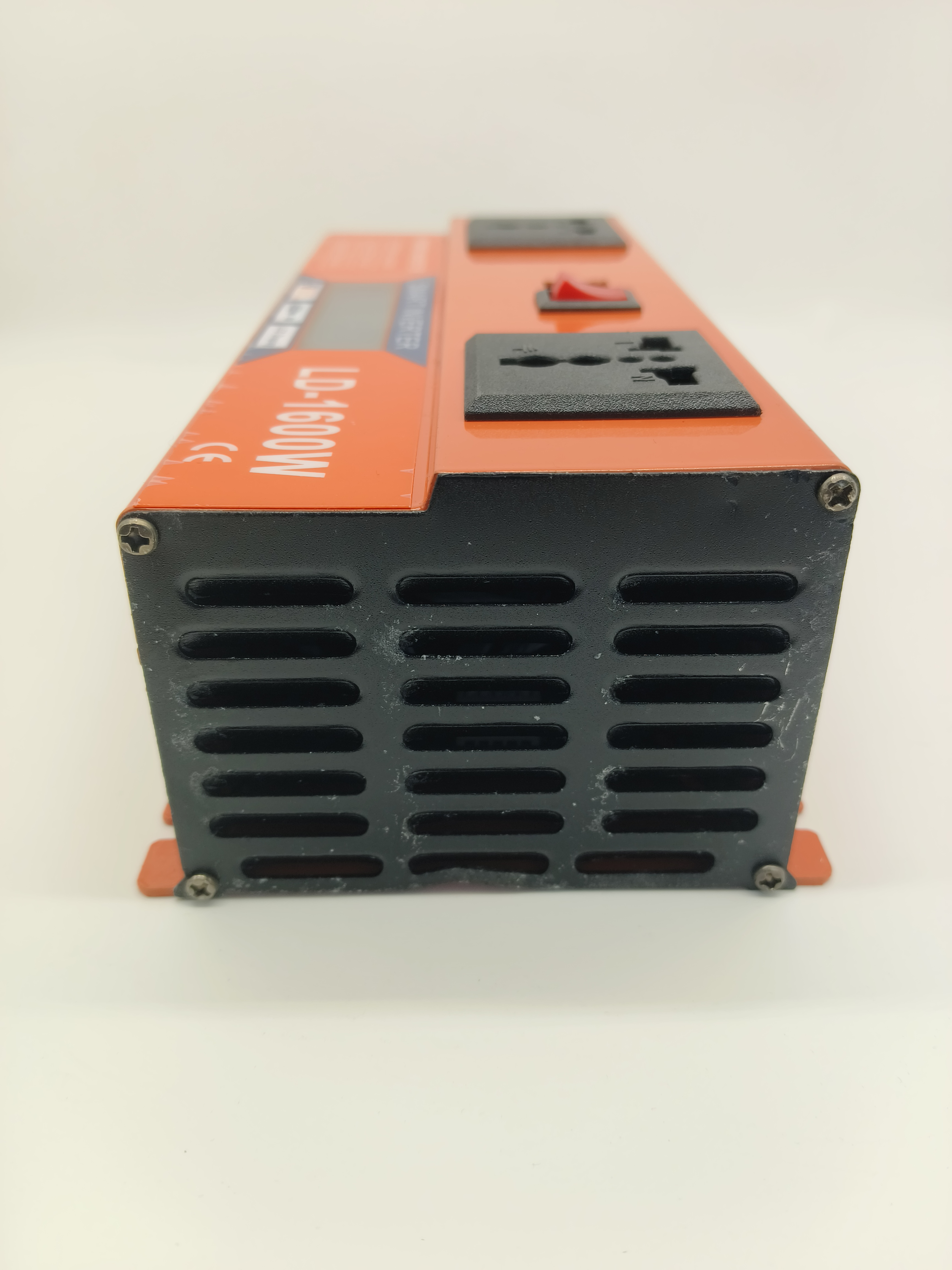 Color screen off-grid high-frequency integrated machine inverter, solar photovoltaic power generation, wifi module, solar high-frequency off-grid inverter, reverse control integrated machine, pure sine wave inverter details Picture