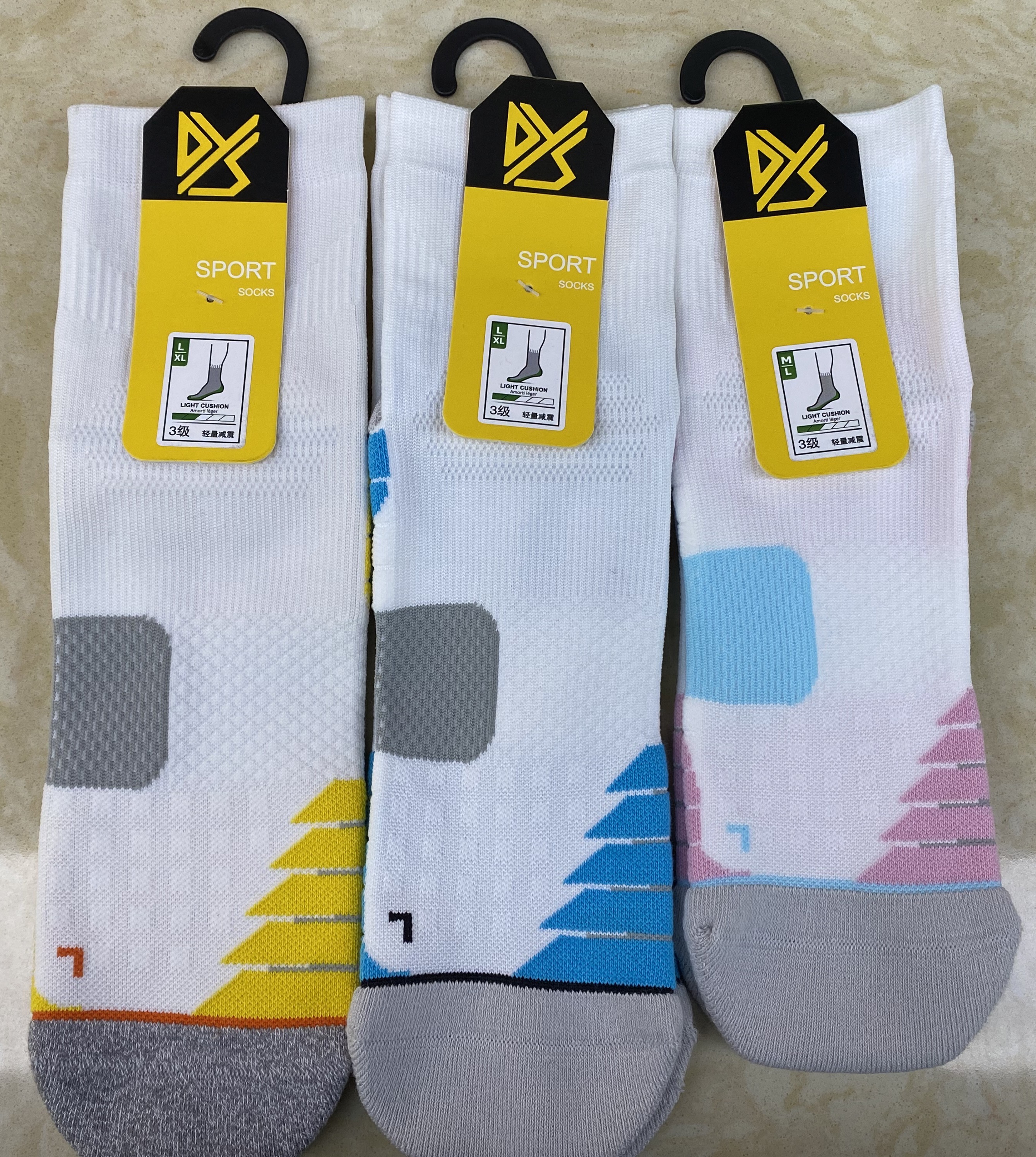 Moisture-Wicking Cotton Socks For Sports