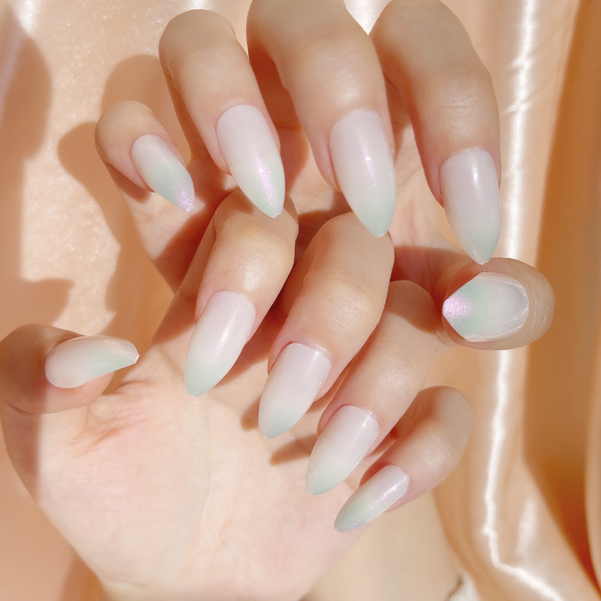 24 PCS PRESS ON NAIL TIPS STILETTO SHAPE GREEN PEARL GRADIENT full figure