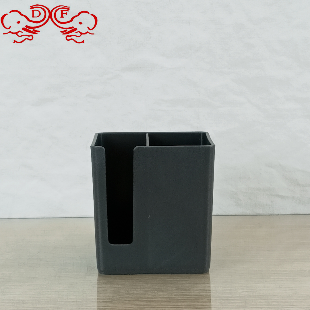 DF68272 علبة عيدان الطعام من طراز DF68272 ملعققة من طراز DF Tradinghouse في أطباق المائدة في المطبخ المنزلي باستخدام عصى من الكيس