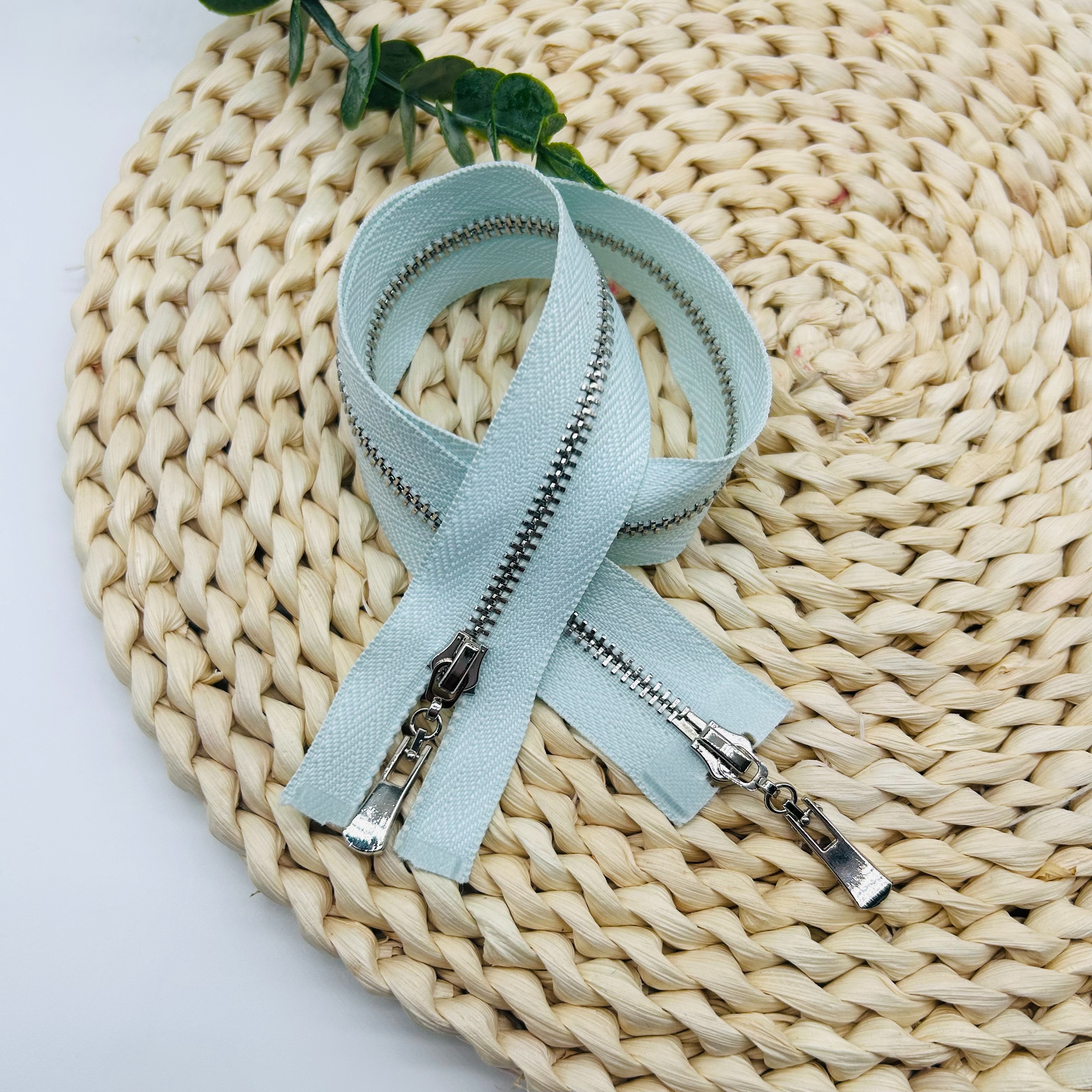 No. 3 Platinum Copper Double-Opening Zipper Craft Piece Specification drawing