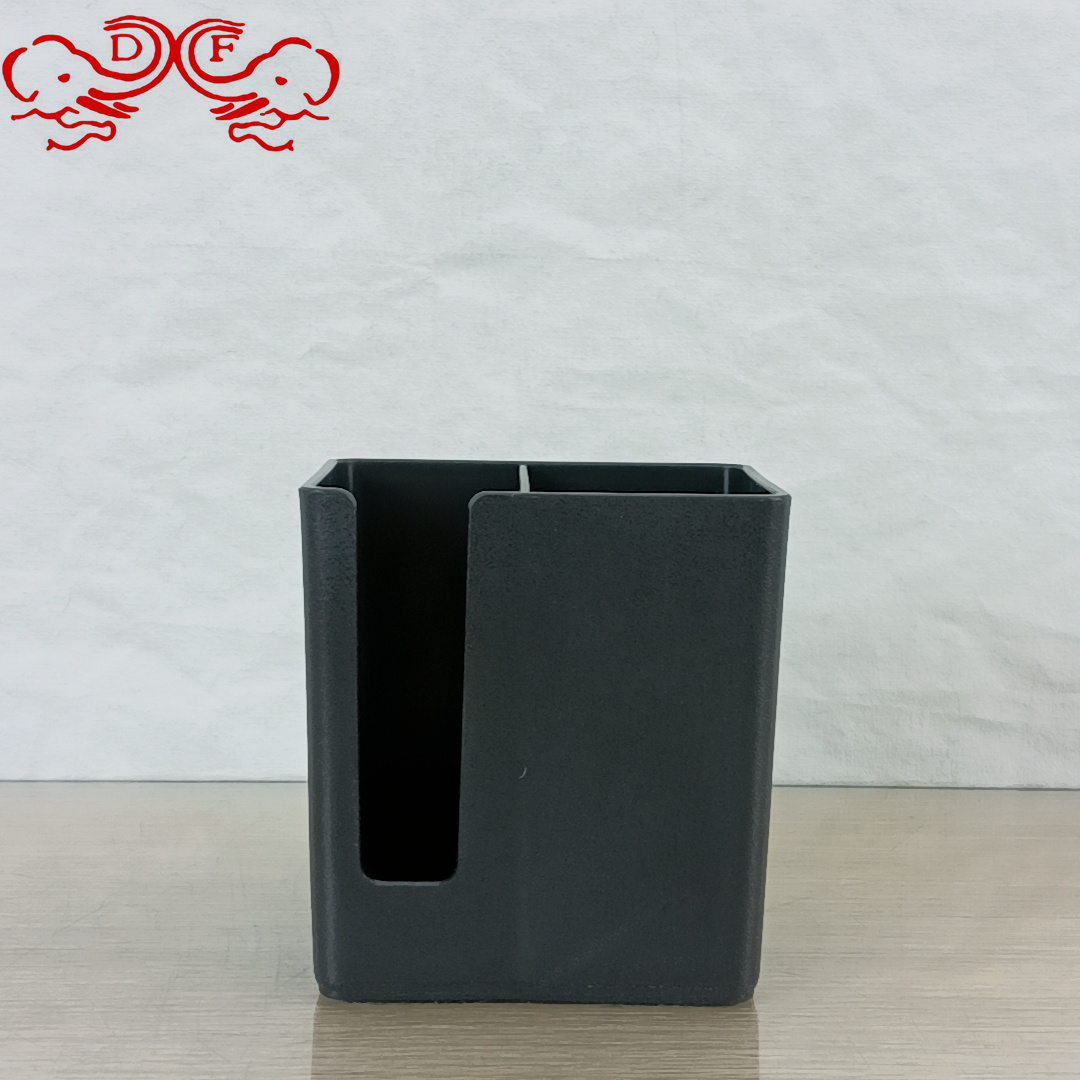 DF68272 water-draining chopstick basket, chopstick holder, wall-mounted tableware rack for home kitchen, spoon and chopstick storage box, DF TRADINGHOUSE Application Scenario
