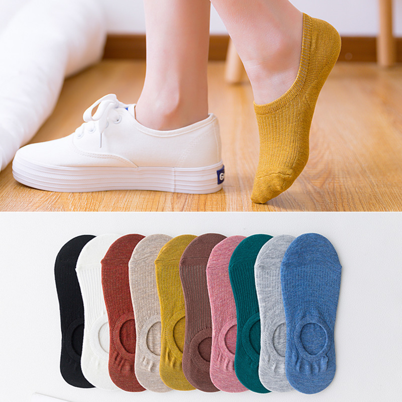 Spring And Summer New Women's Short Socks Japanese-Style, Versatile Solid Color Vertical Stripe Shallow Mouth Striped Silicone Anti-Slip Invisible Women's Boat Socks
