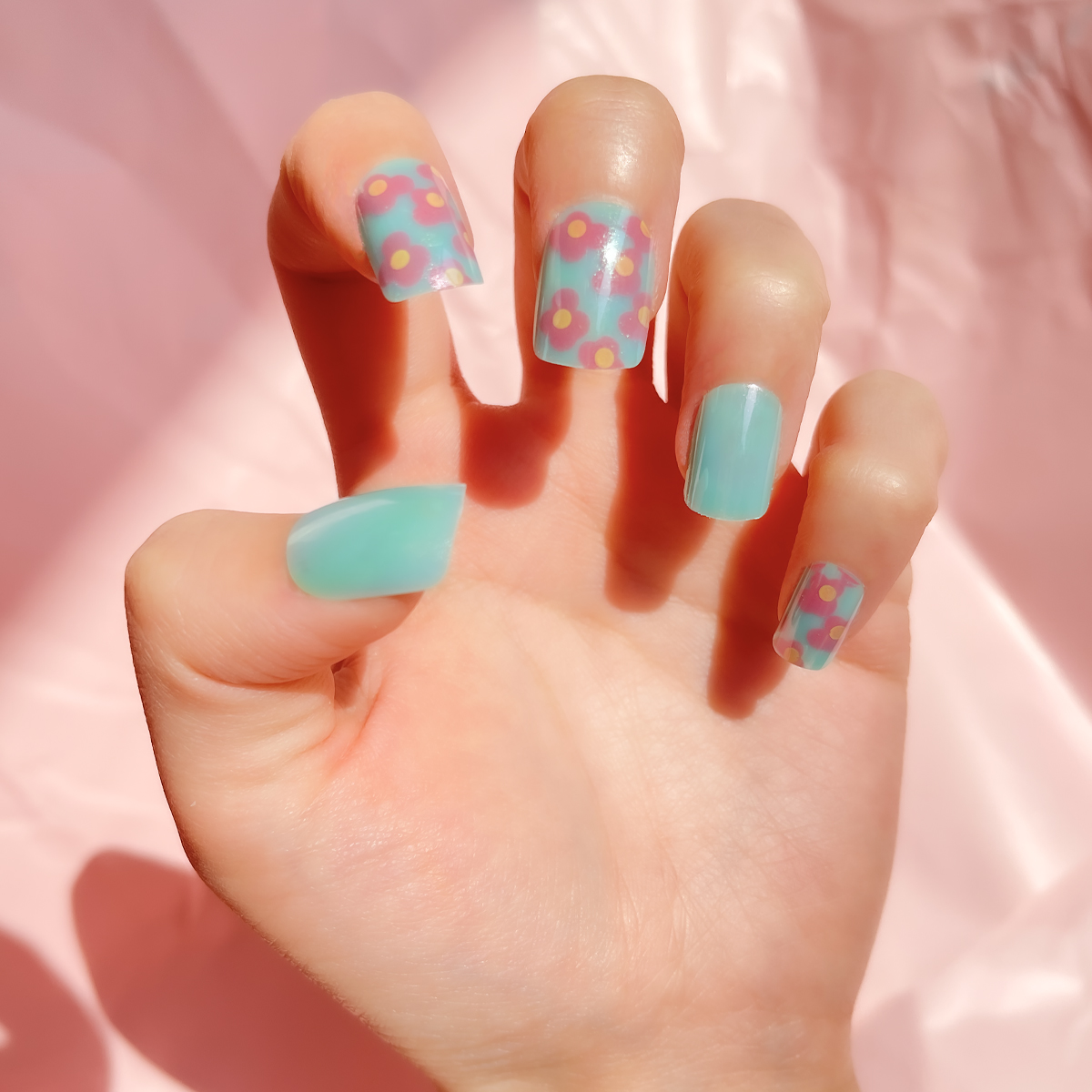 24 PCS PRESS ON NAIL TIPS SQUARE SHAPE PINK FLOWER PATTERN details Picture