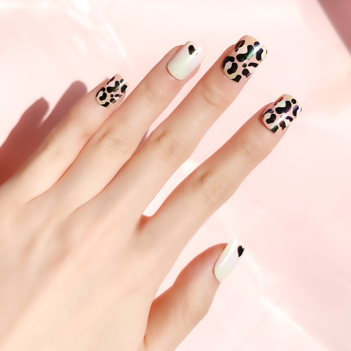 24 PCS PRESS ON NAIL TIPS SQUARE SHAPE LEOPARD PRINT PEARL PATTERN details Picture