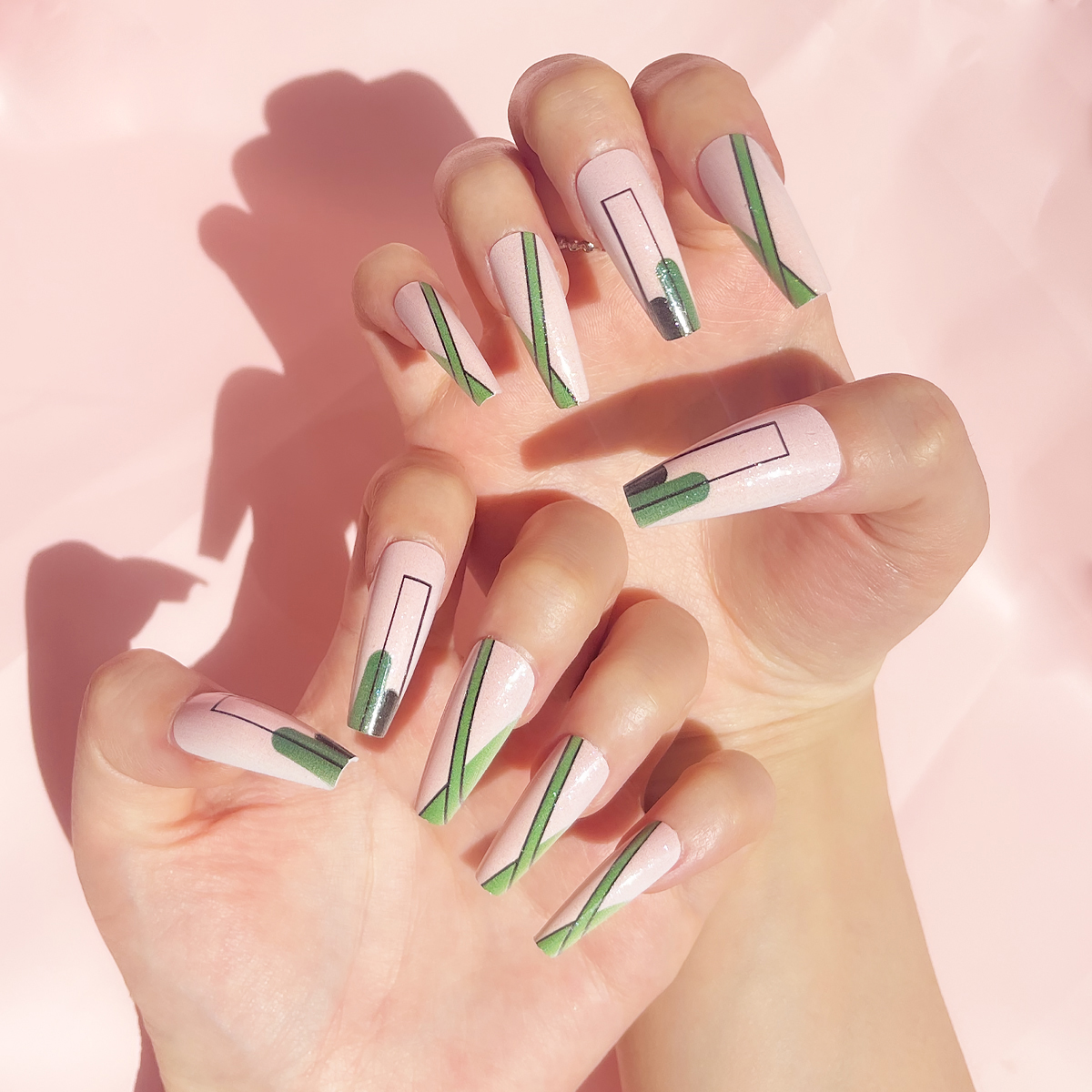 24 PCS PRESS ON NAIL TIPS LONG COFFIN SHAPE GREEN LINES AND PEARL COLOR full figure