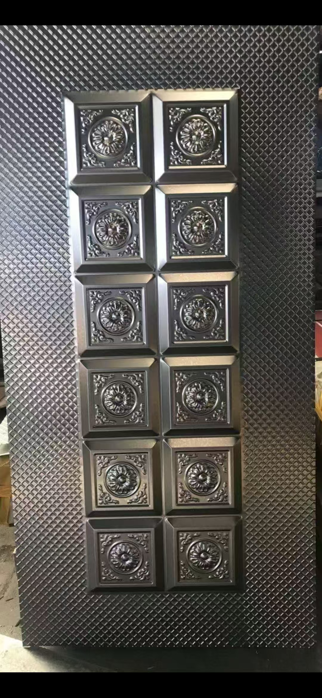 门板 冷轧门板 压花门板 镀锌门板铁皮压花门面 门面板 覆膜门板 防盗门装饰面 门面压花板详情7