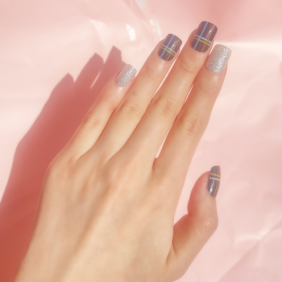 24 PCS PRESS ON NAIL TIPS SQUARE SHAPE SLIVERY GLITTER EFFECT details Picture