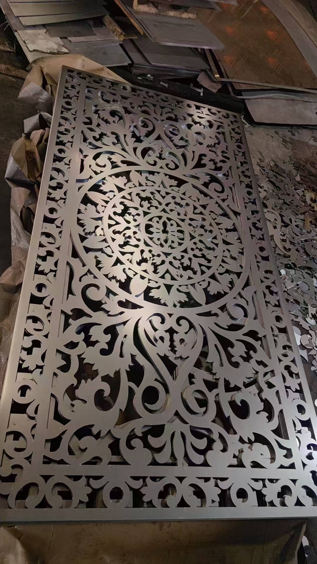 门板  冷轧门板  压花门板  镀锌门板  铁皮压花门面  门面板  覆膜门板 防盗门装饰面  门面压花板