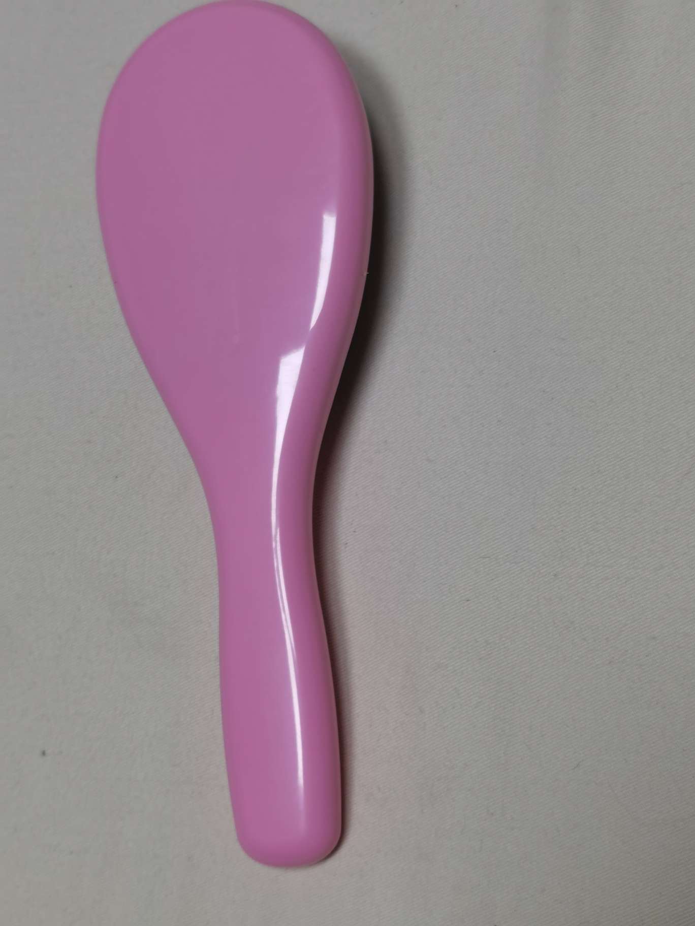 Coarse-toothed long-handled silicone hair-washing brush, a hair-washing wonder, for home scalp massage, cleaning, anti-itch and hair smoothing. Silicone comb, pet spray comb, cat and dog licking plate undefined
