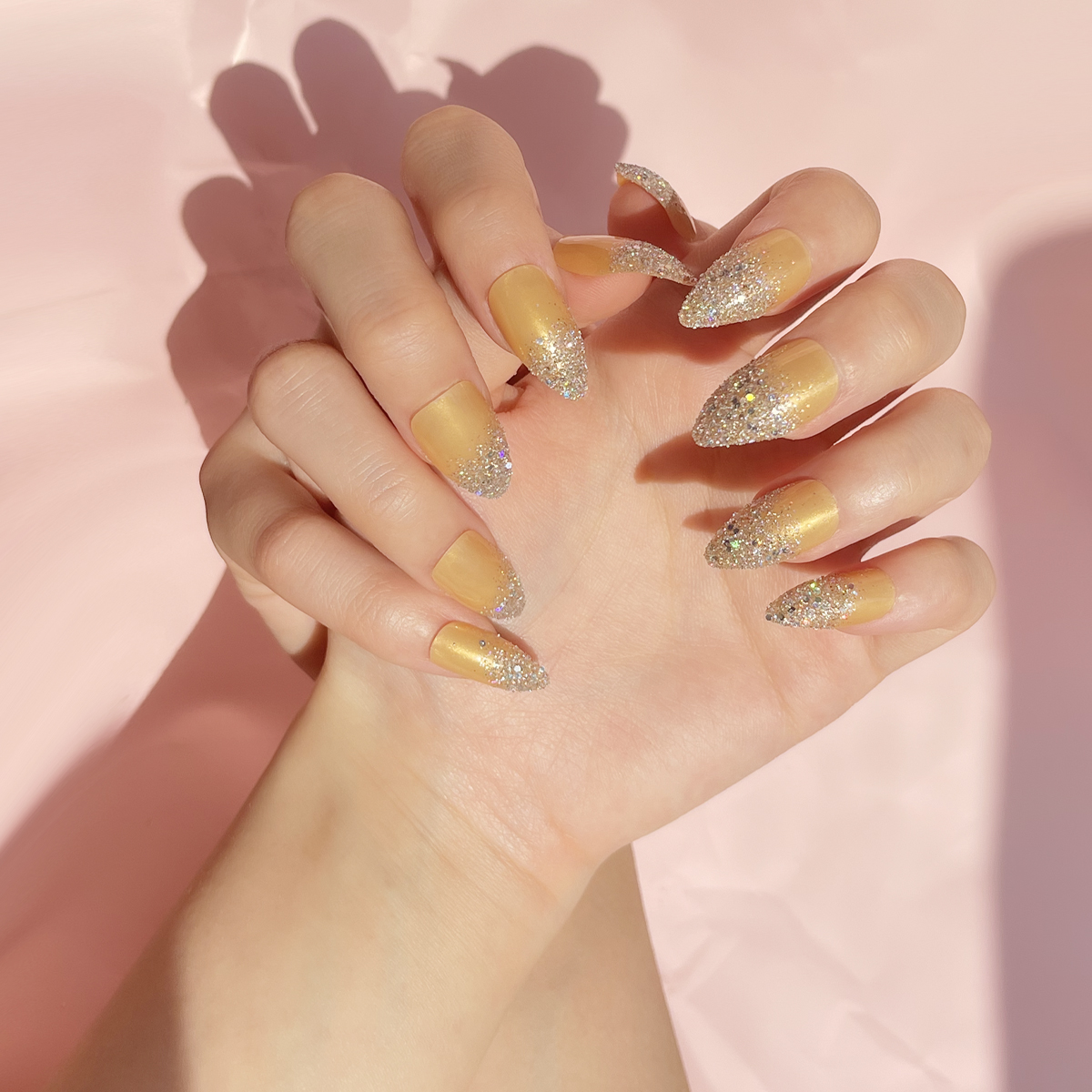 24 PCS PRESS ON NAIL TIPS STILETTO SHAPE YELLOW BACKGROUND SLIVERY GLITTER Specification drawing