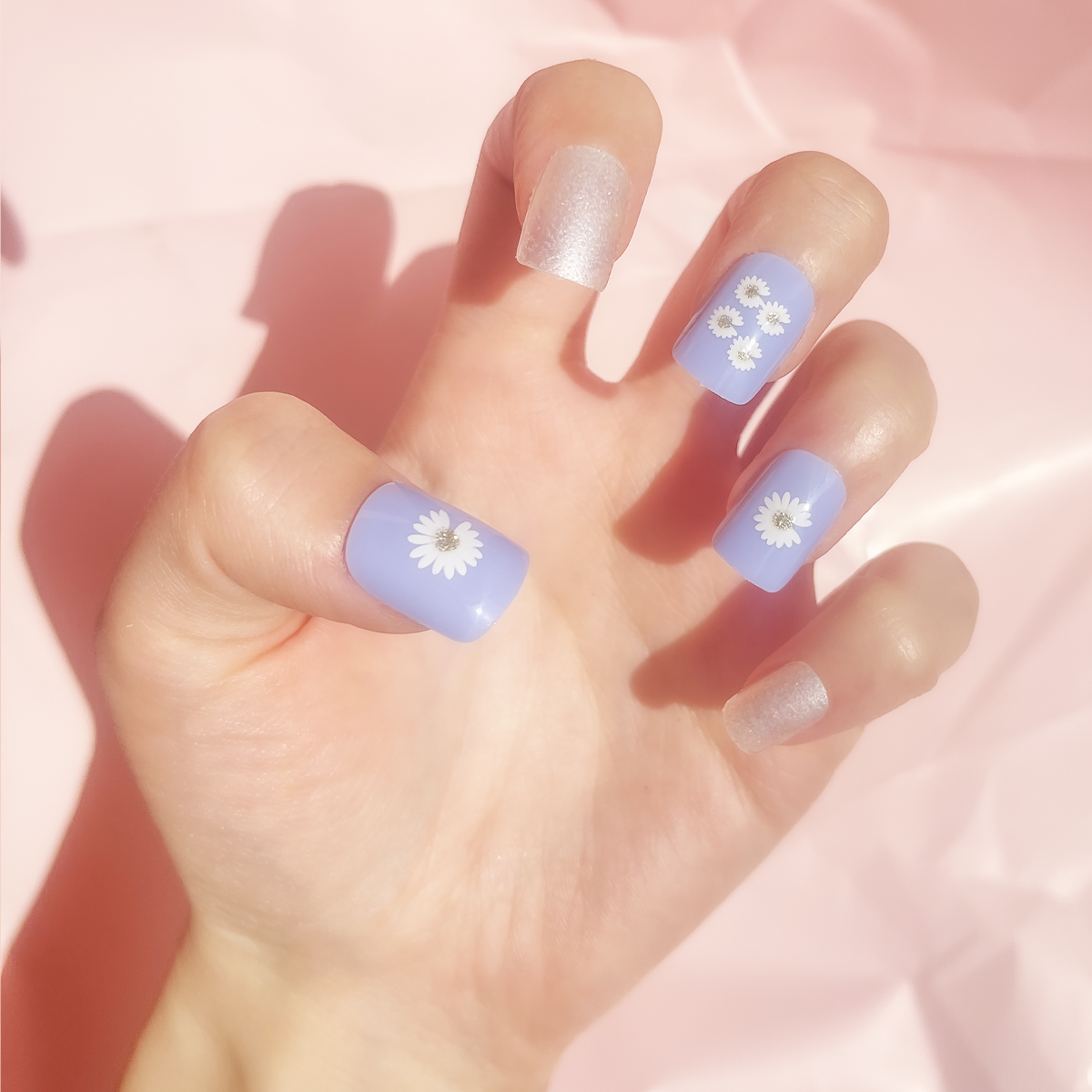 24 PCS PRESS ON NAIL TIPS SQUARE SHAPE LITTLE DAISY SLIVERY GLITTER EFFECT full figure