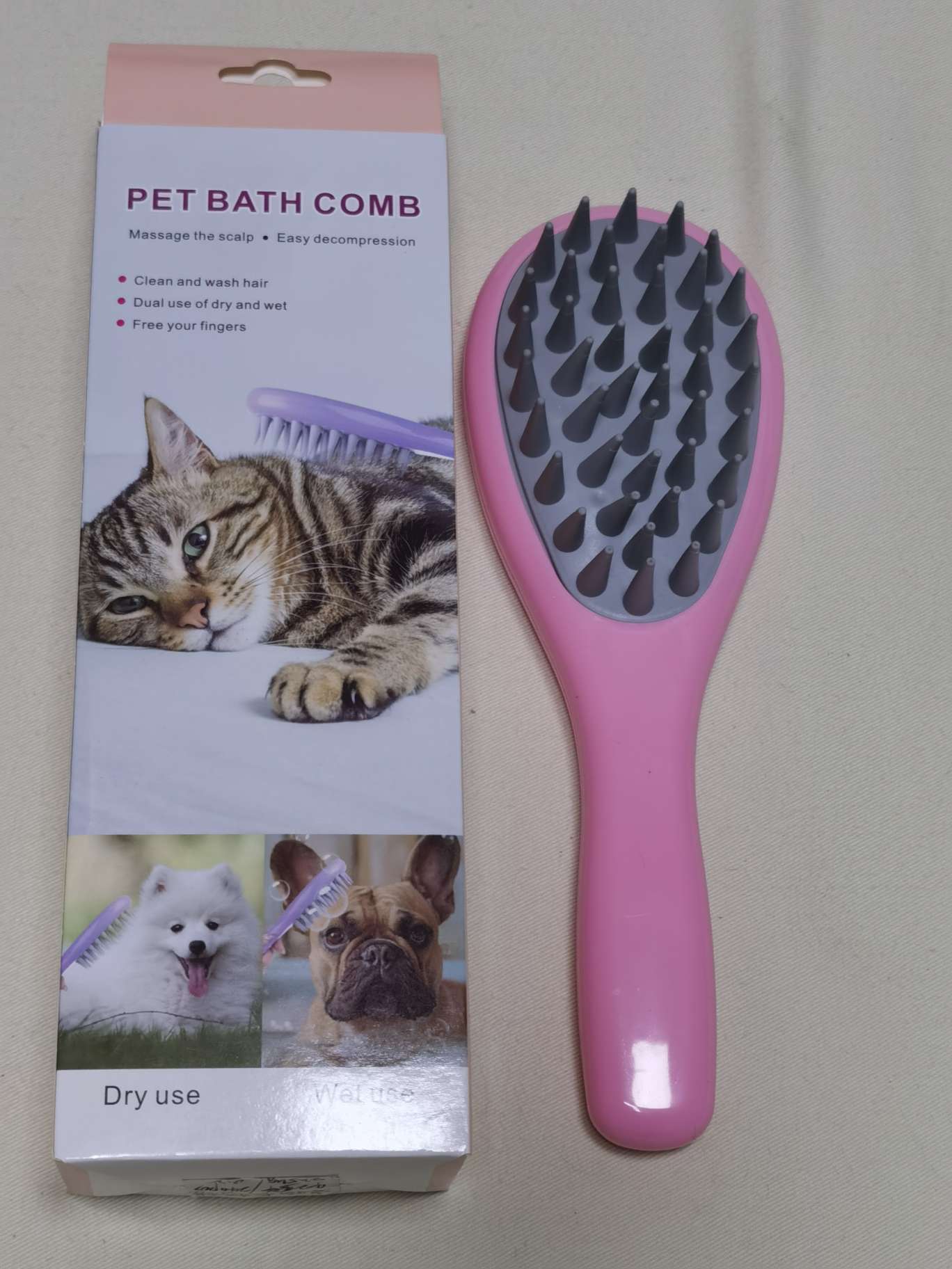 Coarse-toothed long-handled silicone hair-washing brush, a hair-washing wonder, for home scalp massage, cleaning, anti-itch and hair smoothing. Silicone comb, pet spray comb, cat and dog licking plate undefined