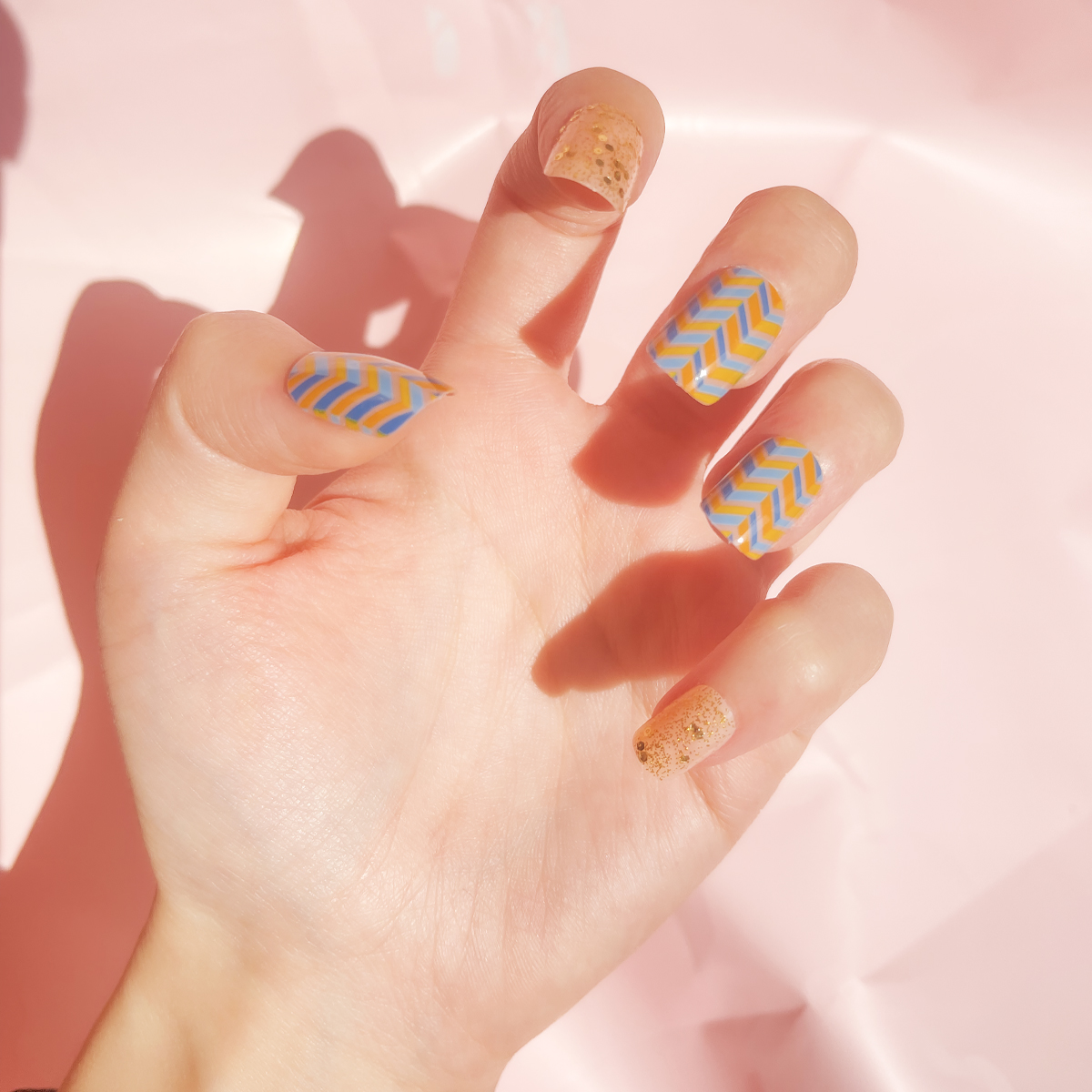 24 PCS PRESS ON NAIL TIPS SQUARE SHAPE GOLD GLITTER WITH YELLOW AND BLUE STRIPES details Picture