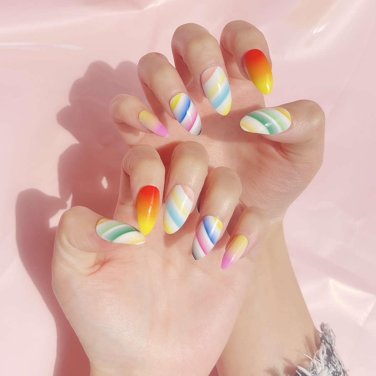 24 PCS PRESS ON NAIL TIPS ALMOND SHAPE AND MULTICOLORED full figure
