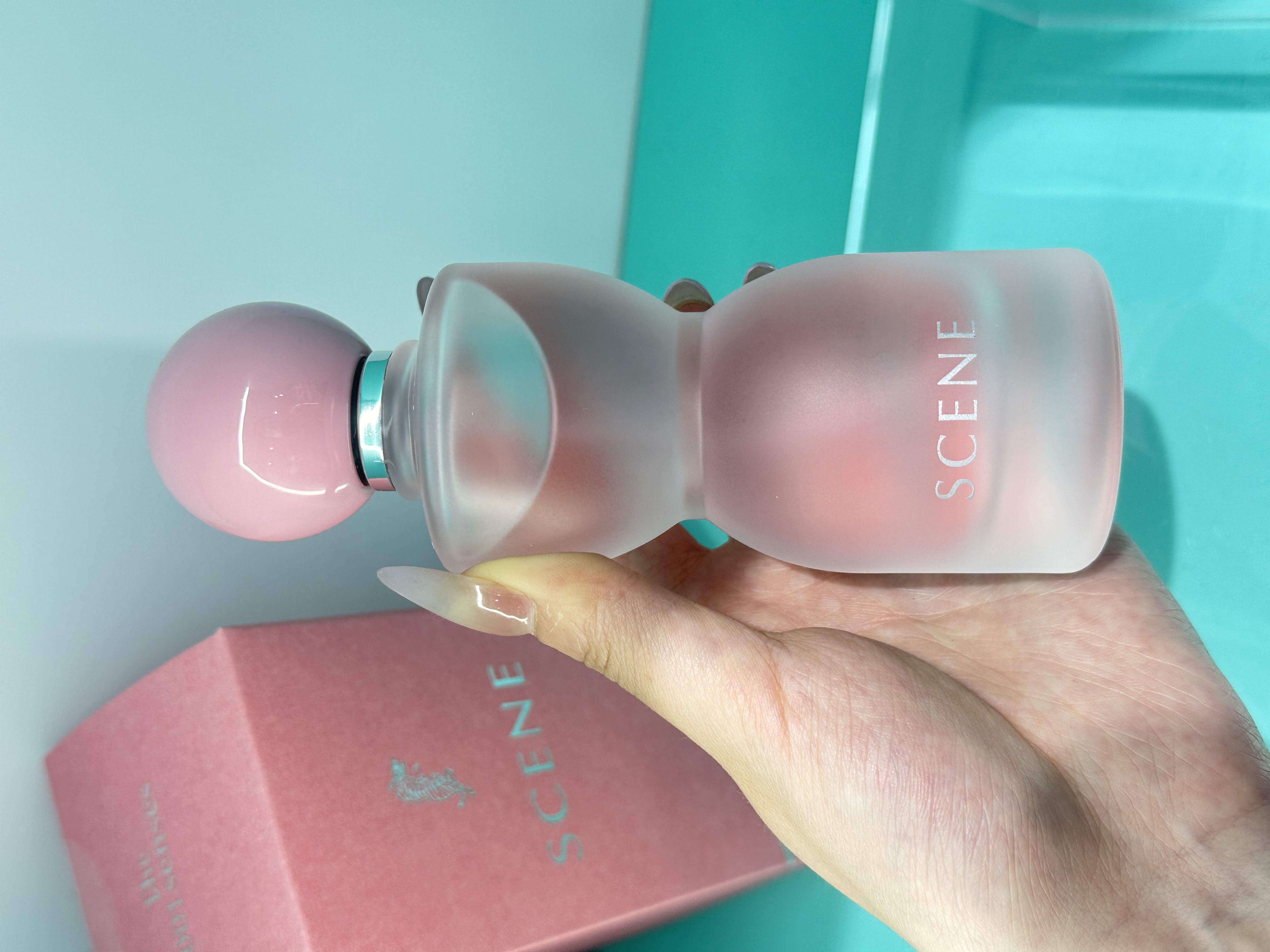 إنفجارات عبر الحدود، أنسة المرأة 80ML، البيع المباشر لمصنع Scene Perfumes Specification image