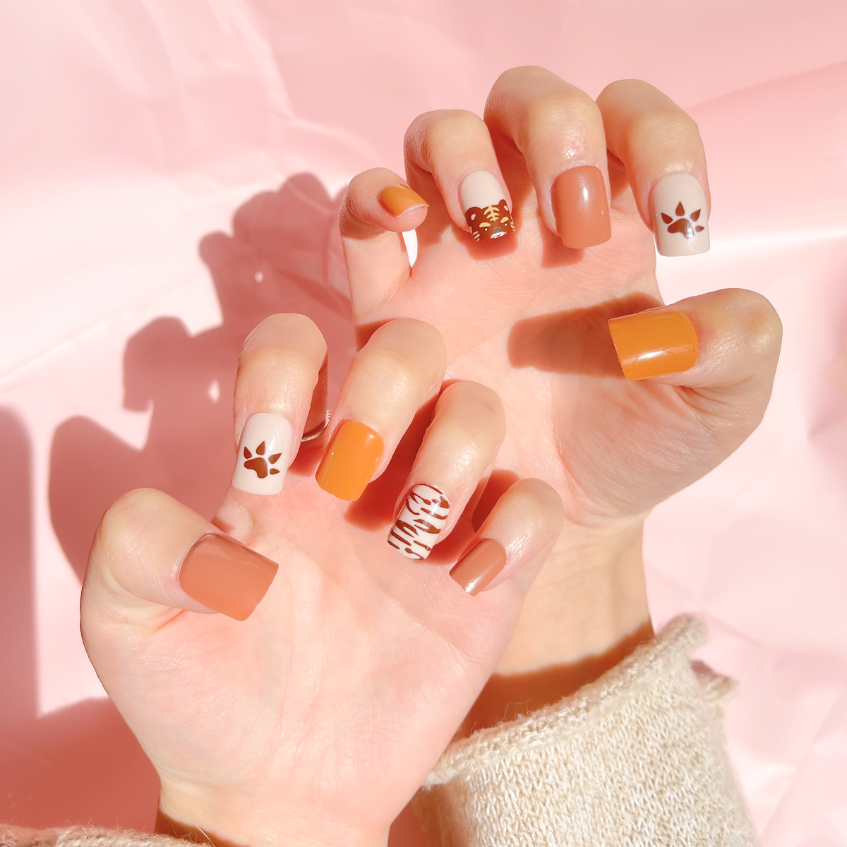 24 PCS PRESS ON NAIL TIPS SQUARE SHAPE ORANGE AND TIGER EFFECT full figure