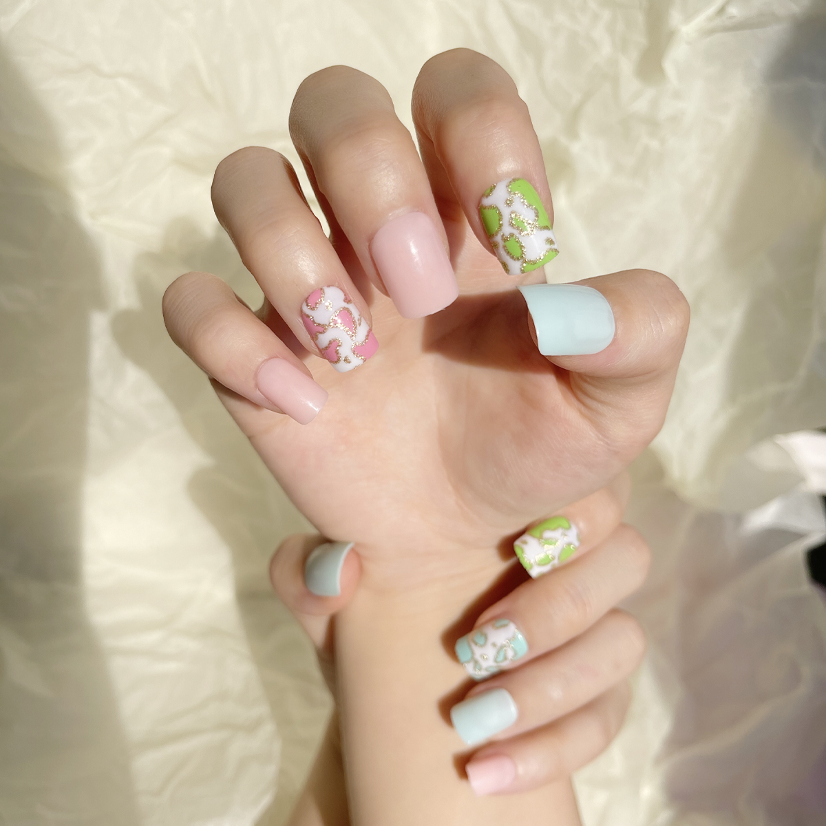 24 PCS PRESS ON NAIL TIPS SQUARE SHAPE PINK GREEN AND BLUE  Specification drawing