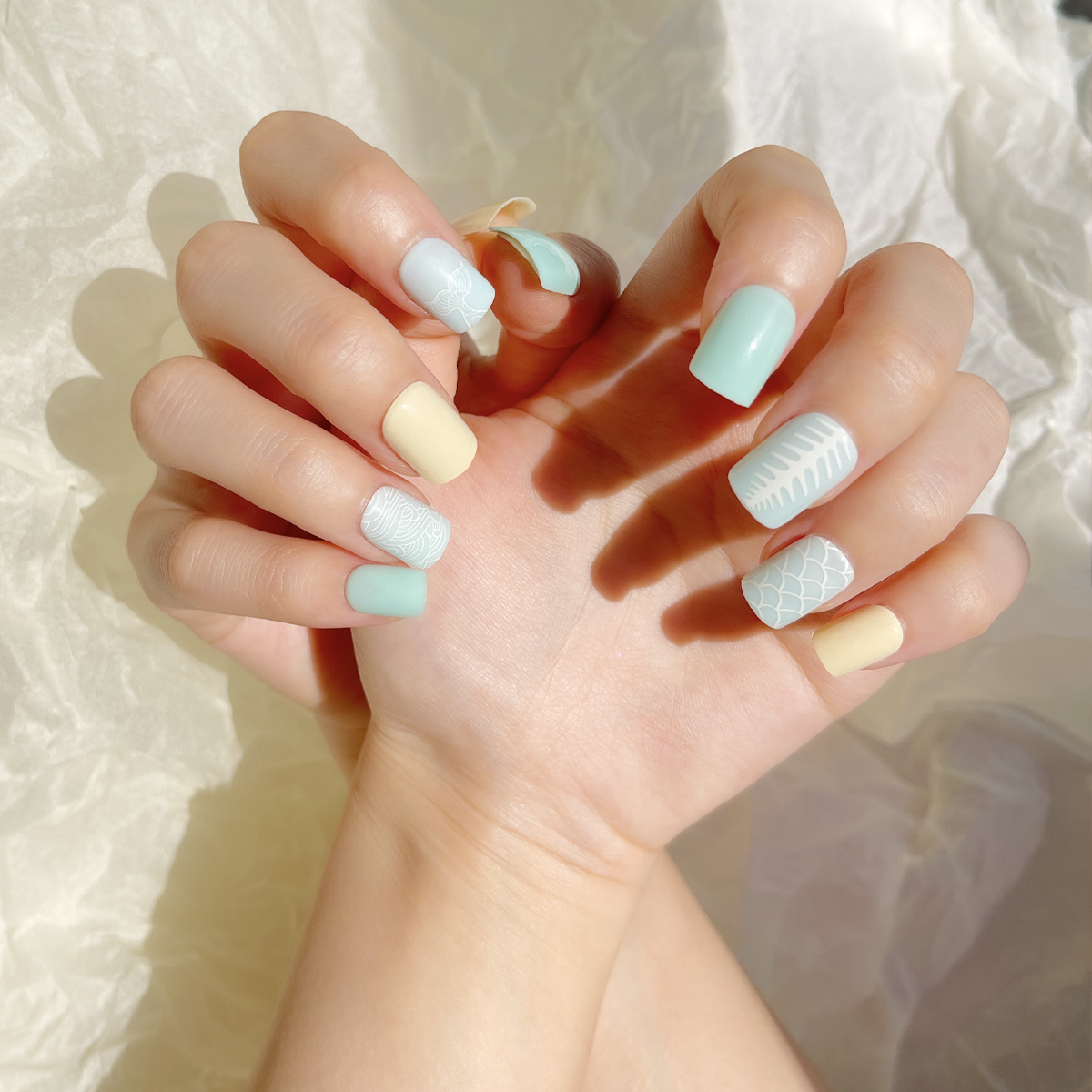 24 PCS PRESS ON NAIL TIPS SQUARE SHAPE YELLOW AND BLUE PATTERN details Picture