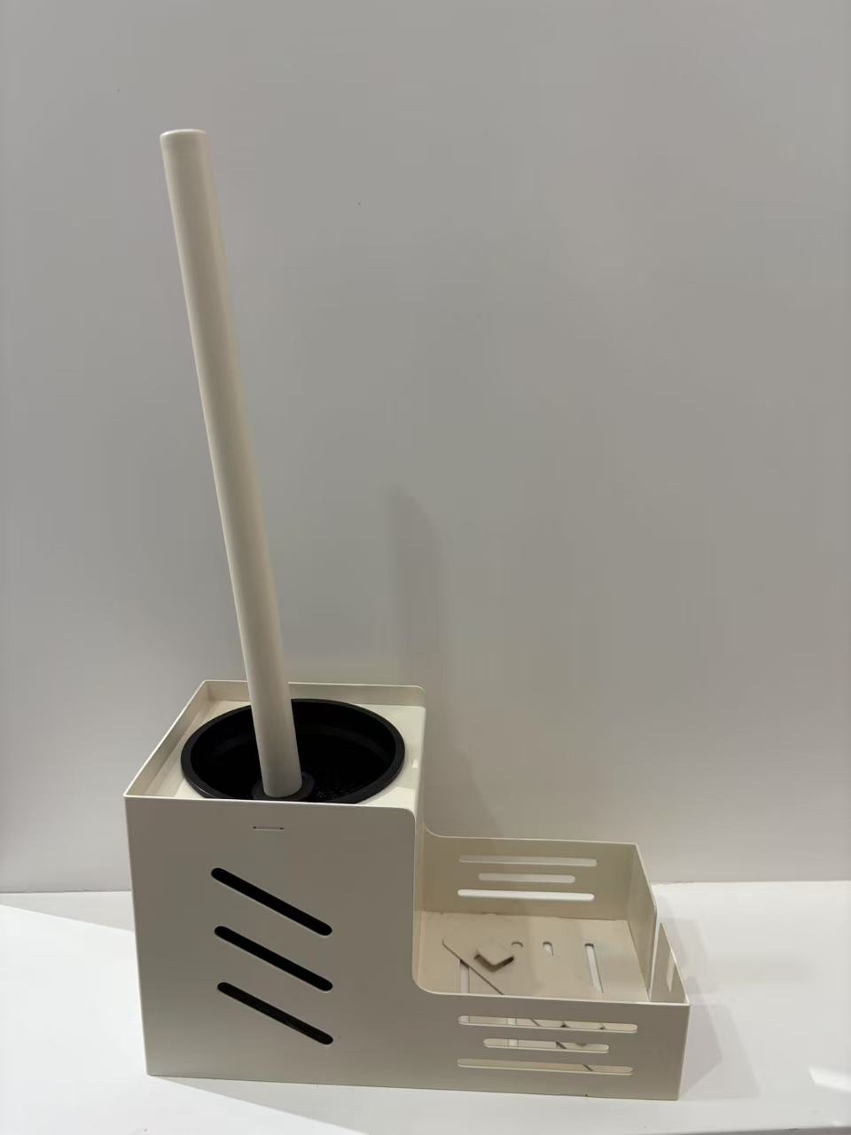 Cream-style bathroom toilet brush rack, wall-mounted toilet cleaning soft bristle brush, toilet cup without drilling