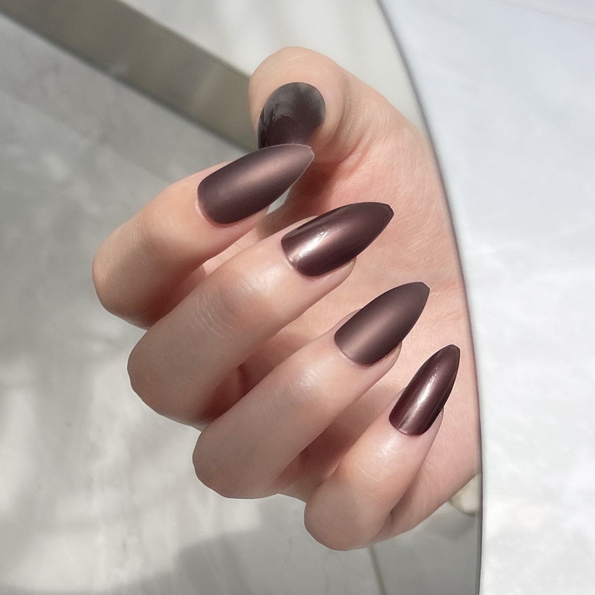 24 PCS PRESS ON NAIL TIPS STILETTO SHAPE DARK BROWN MATTE EFFECT Application Scenario
