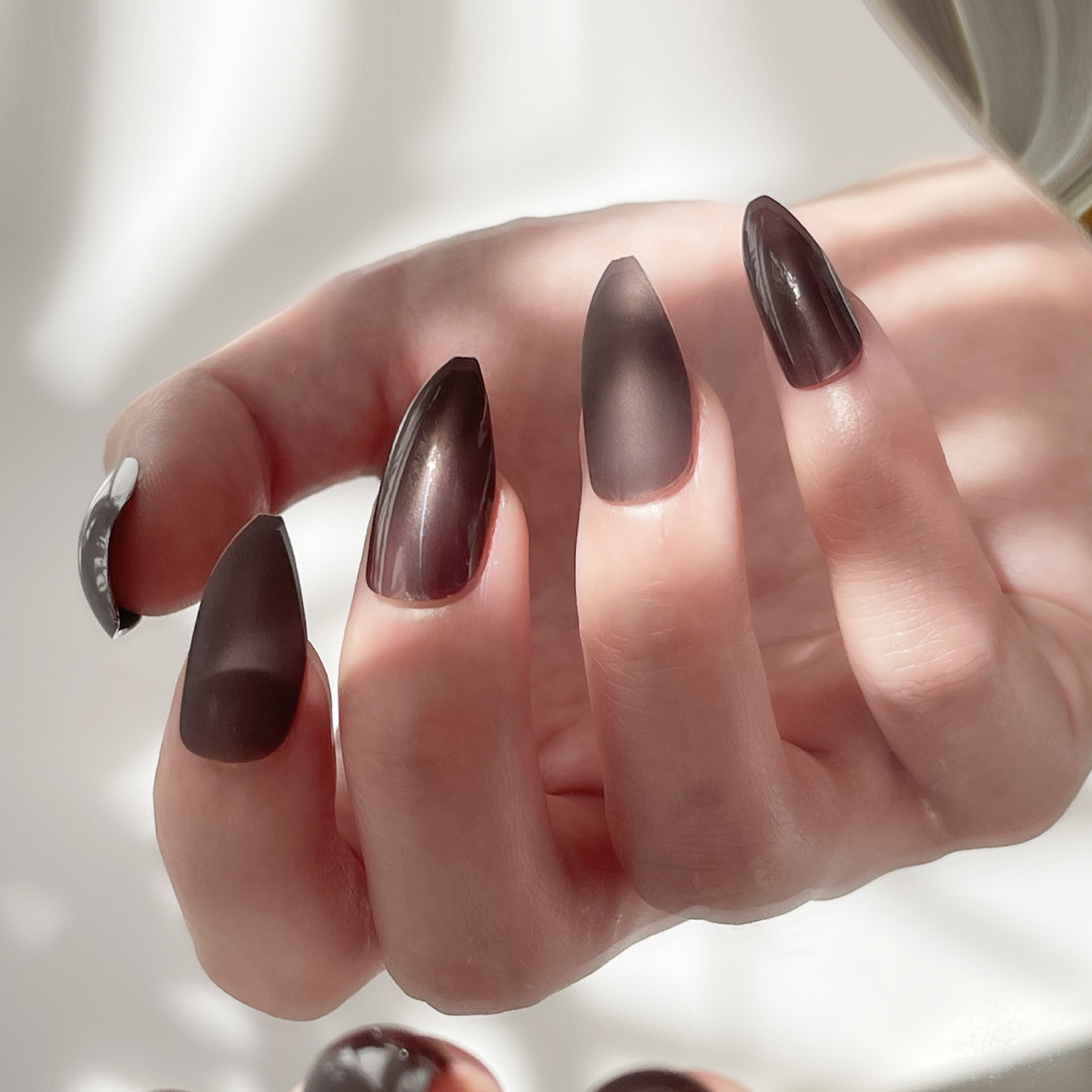 24 PCS PRESS ON NAIL TIPS STILETTO SHAPE DARK BROWN MATTE EFFECT full figure