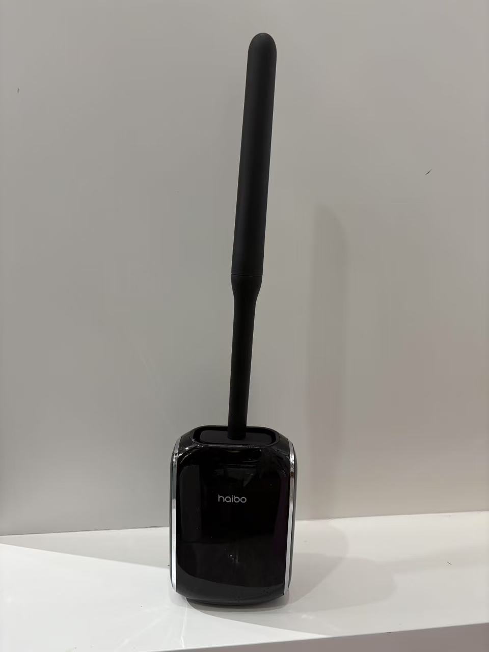 马桶刷家用轻奢无死角免打孔厕所新款硅胶刷子卫生间壁挂长柄清洁图