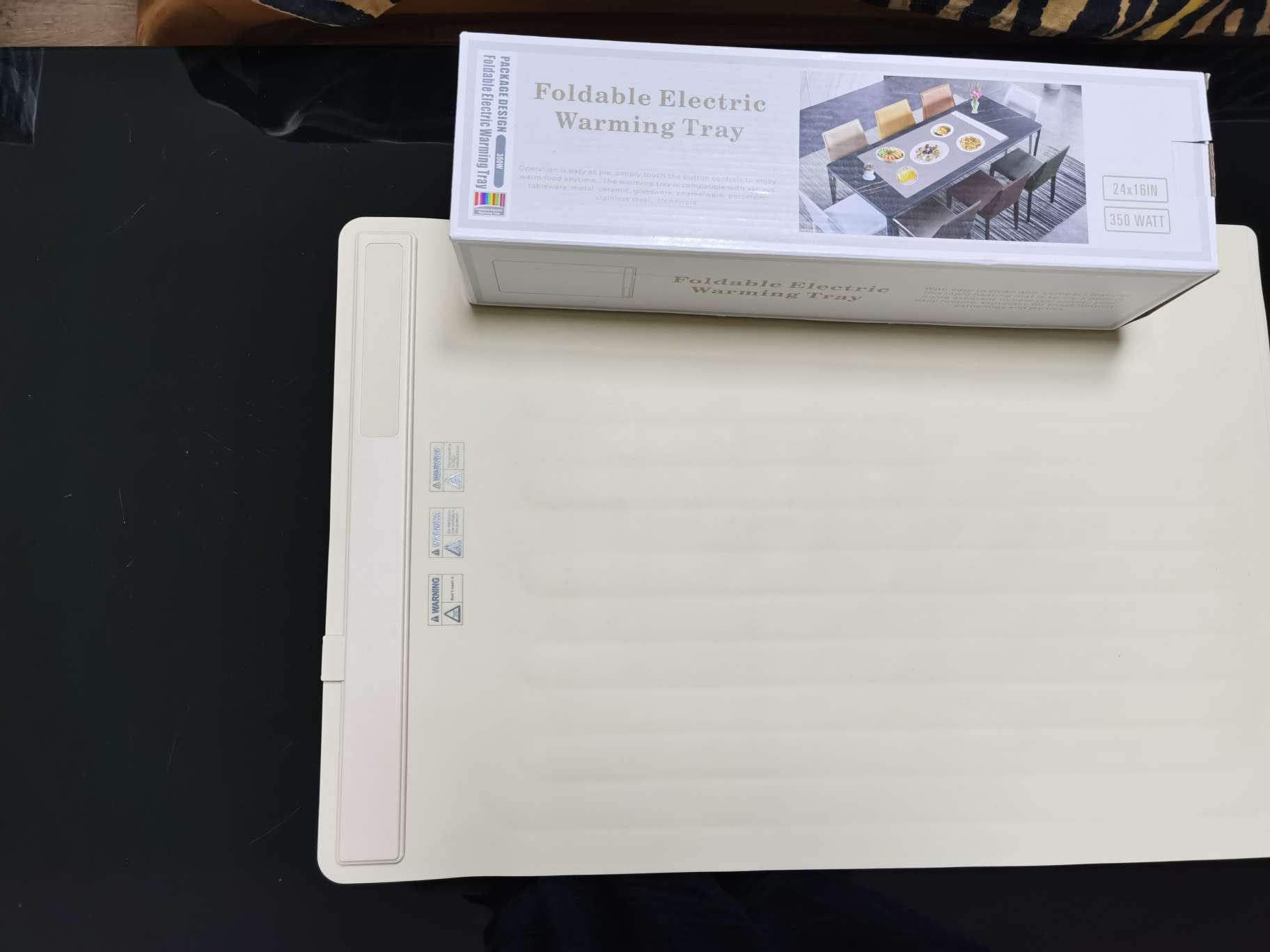 Household constant-temperature heating board, folding silicone heating board, milk heating, food and meal heating pad, warm dish magic tool, lunch box heating and heat preservation, small household appliances, household appliances, heat preservation lunch box, heat preservation electric lunch box, Japan cross-border Item Picture