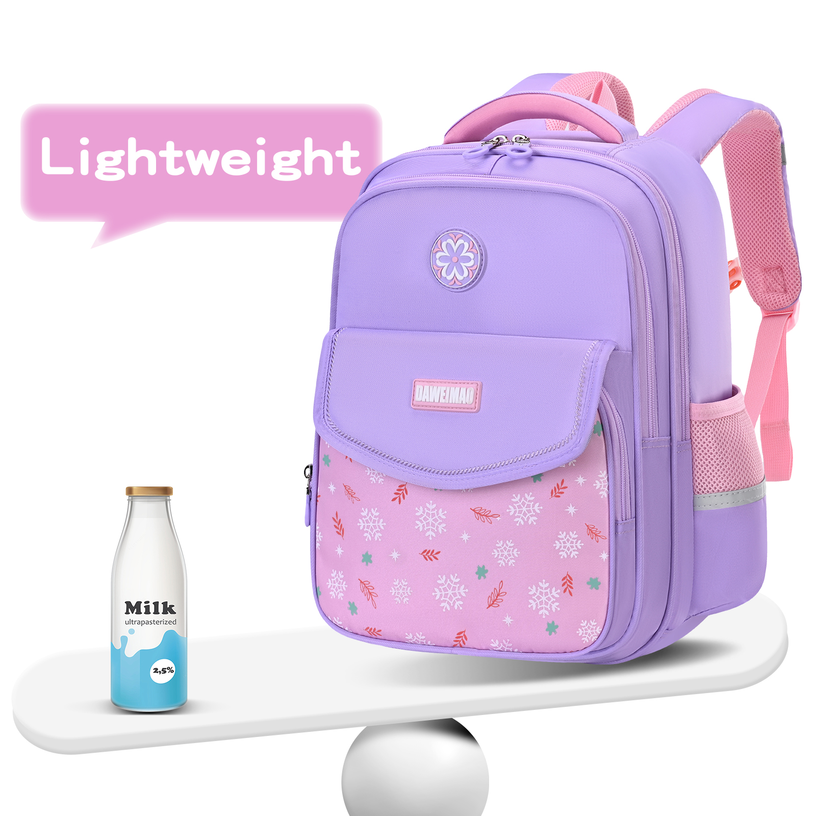 The large-tailed cat color-blocking minimalist backpack for primary school students to reduce burden and protect the spine. It features a large-capacity separated design for both boys and girls, a multi-functional storage schoolbag for primary school students, and a practical backpack for boys and girls in grades 1 to 6 Application Scenario