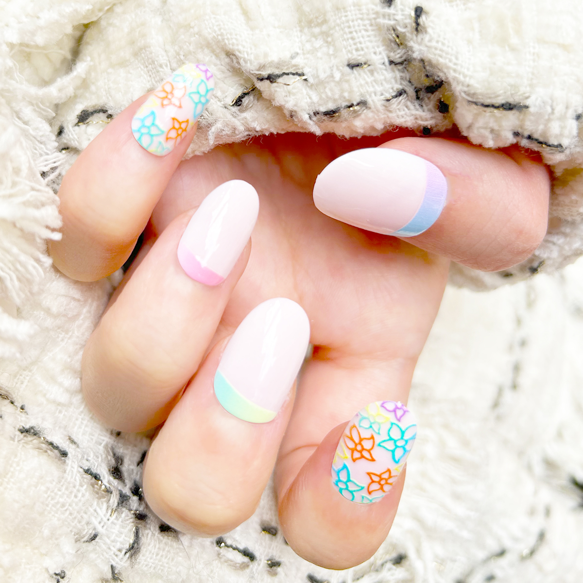 24 PCS PRESS ON NAIL TIPS OVAL SHAPE COLORFUL FLOWER PATTERN Specification drawing