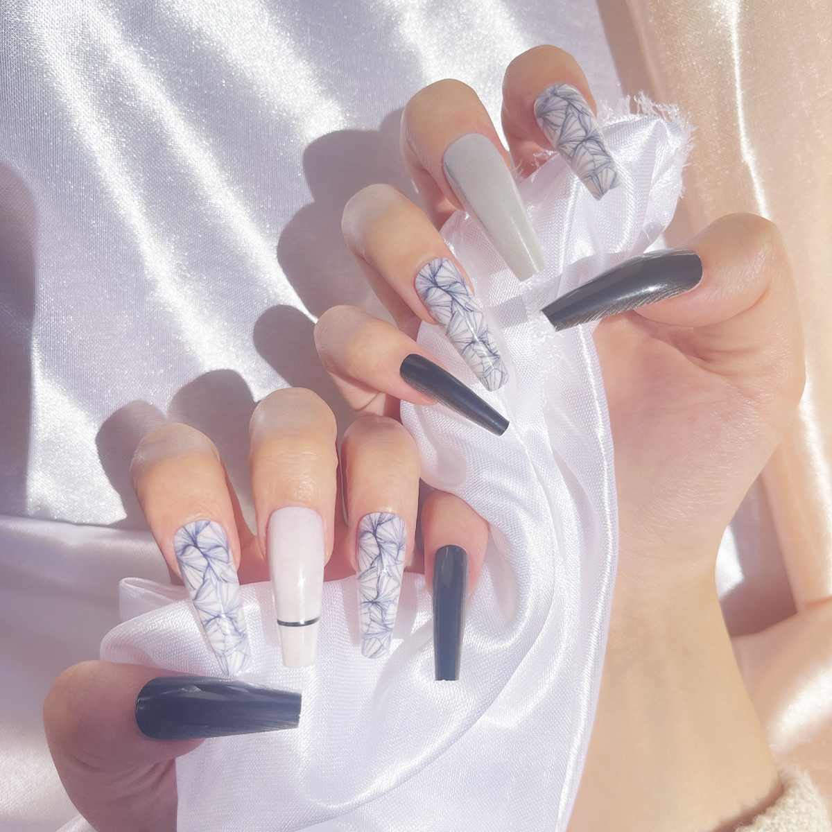 24 PCS PRESS ON NAIL TIPS BALLET SHAPE BLACK AND WHITE COLOR full figure