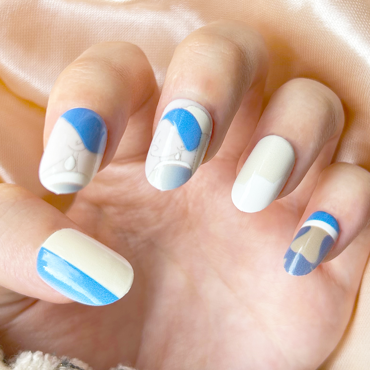 24 PCS PRESS ON NAIL TIPS OVAL SHAPE GIRL WITH A PEARL EARRING full figure