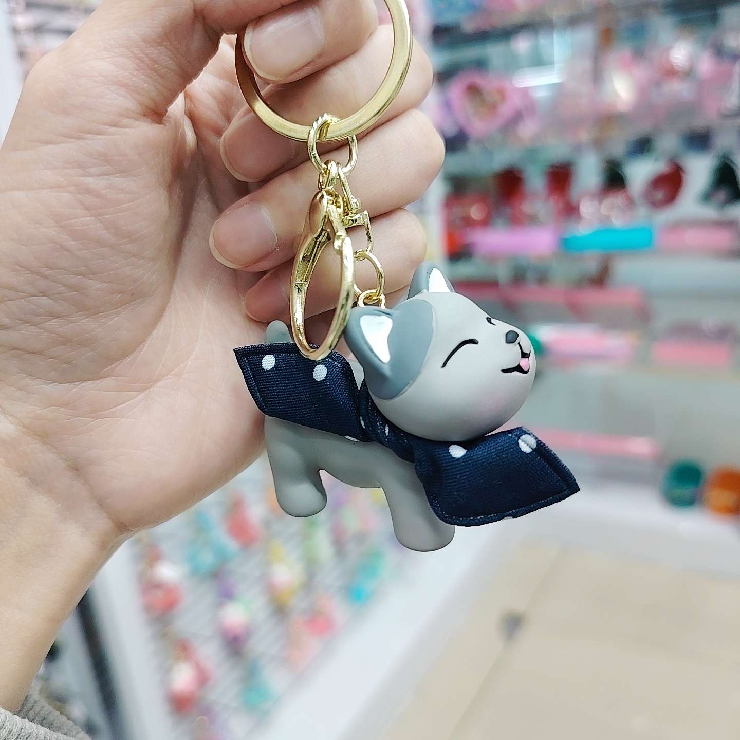 可爱蝴蝶结围巾狗钥匙扣挂件少女心微笑立体小猫公仔包包钥匙链礼品挂饰批发详情图6