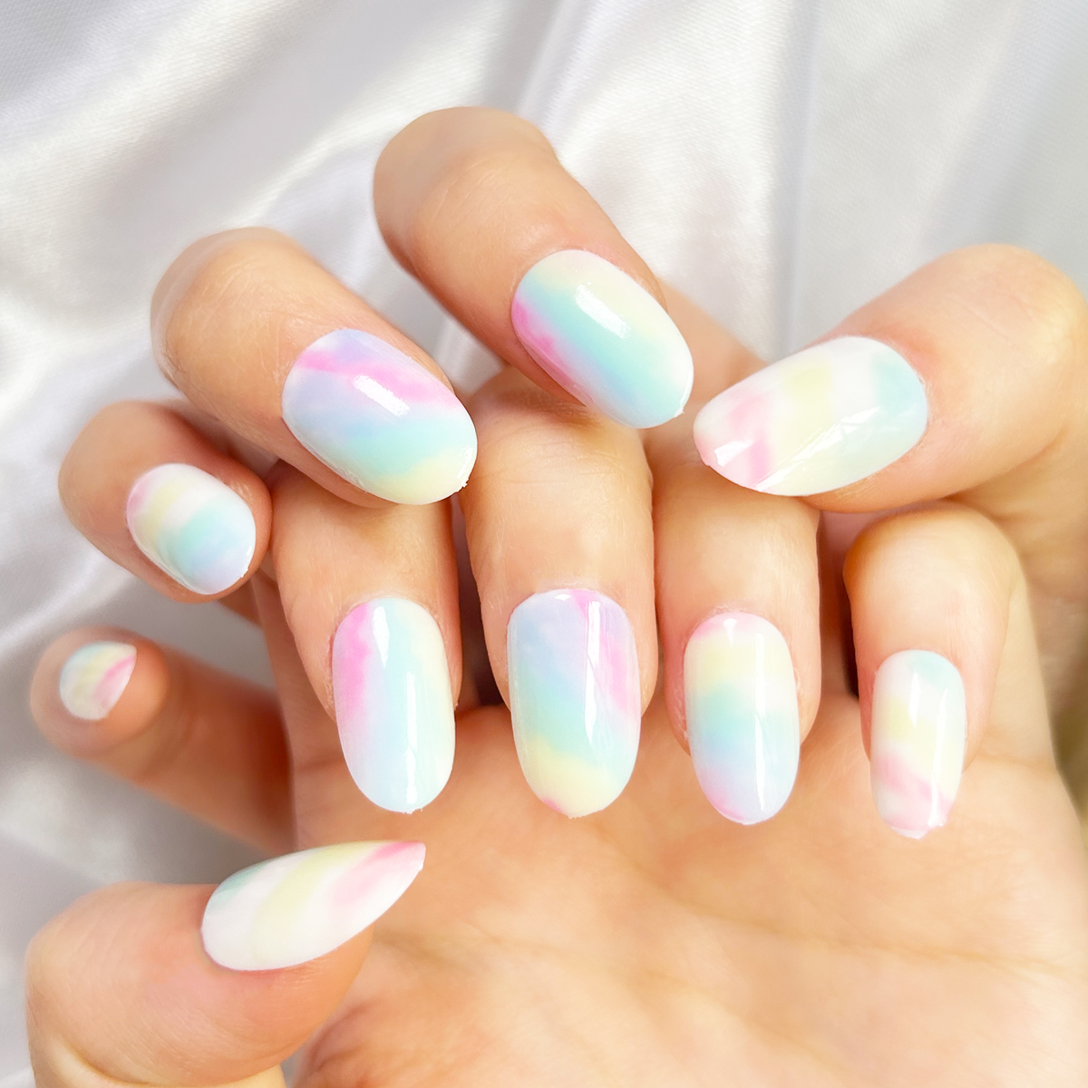 24 PCS PRESS ON NAIL TIPS OVAL SHAPE COLOR BLENDING details Picture