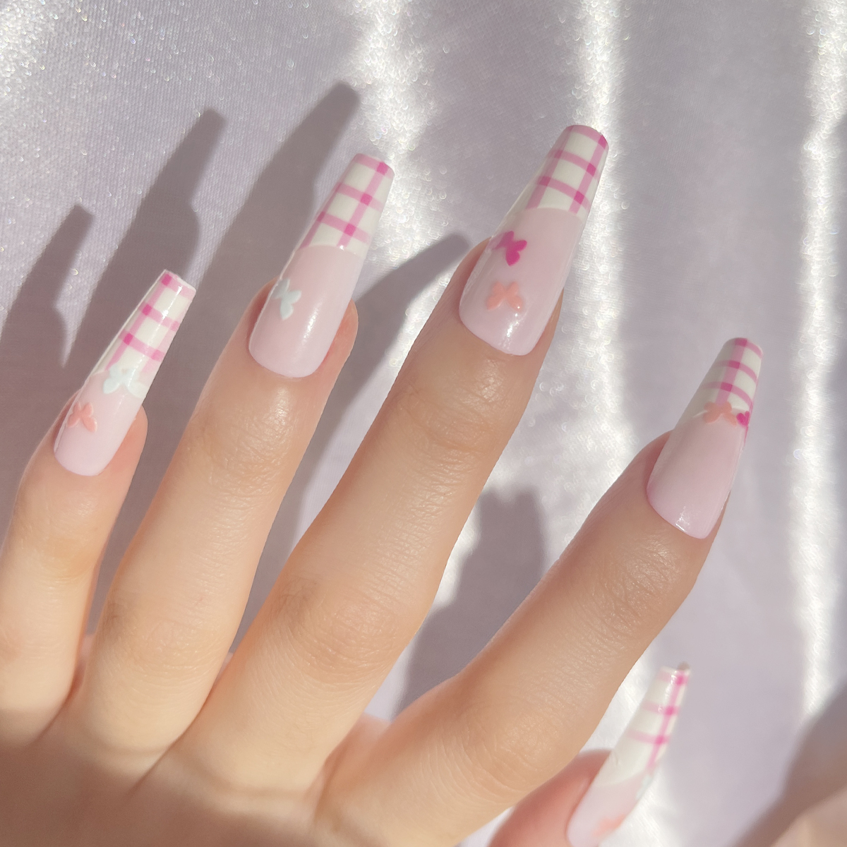 24 PCS PRESS ON NAIL TIPS BALLET SHAPE PINK BASE COLOR BUTTERFLY PATTERN Item Picture