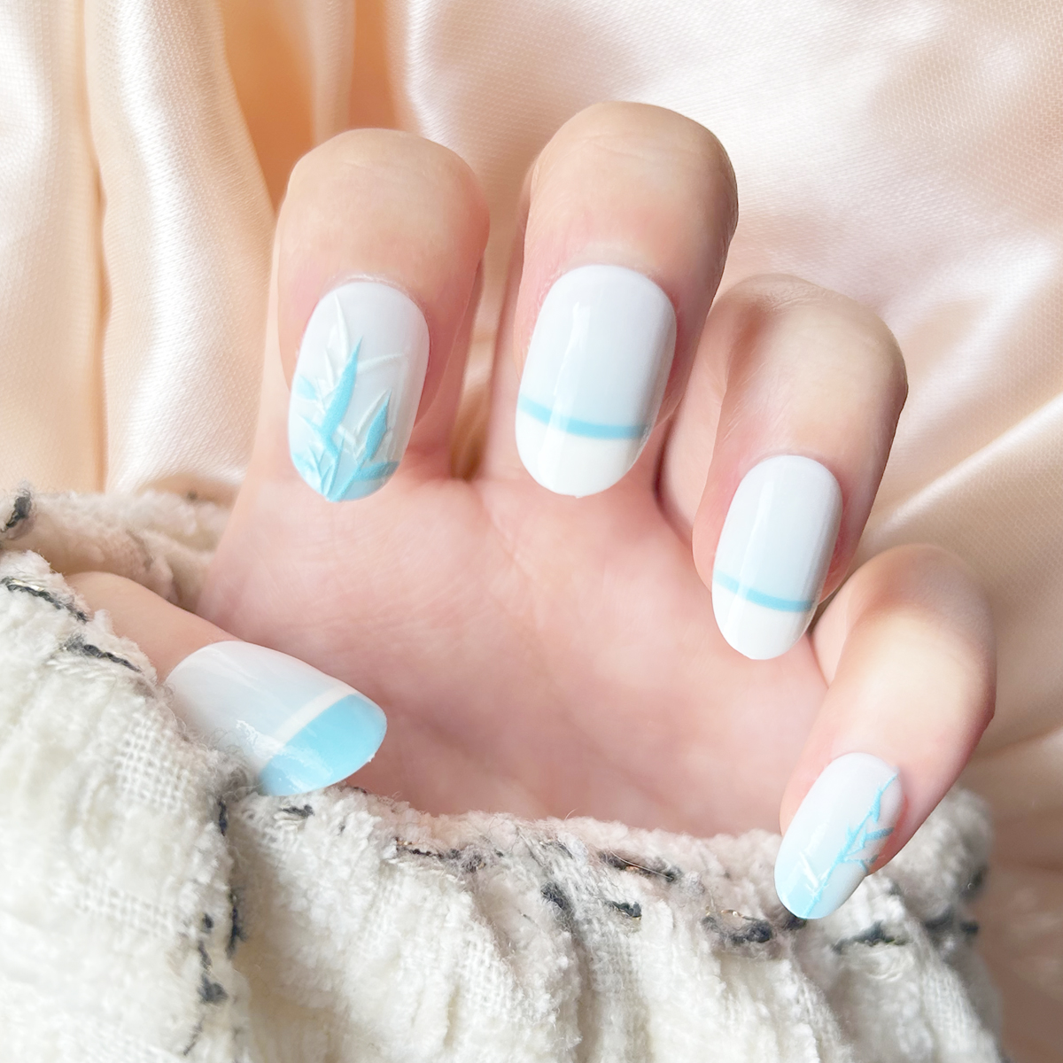 24 PCS PRESS ON NAIL TIPS OVAL SHAPE BABY BLUE COLOR BAMBOO Specification drawing