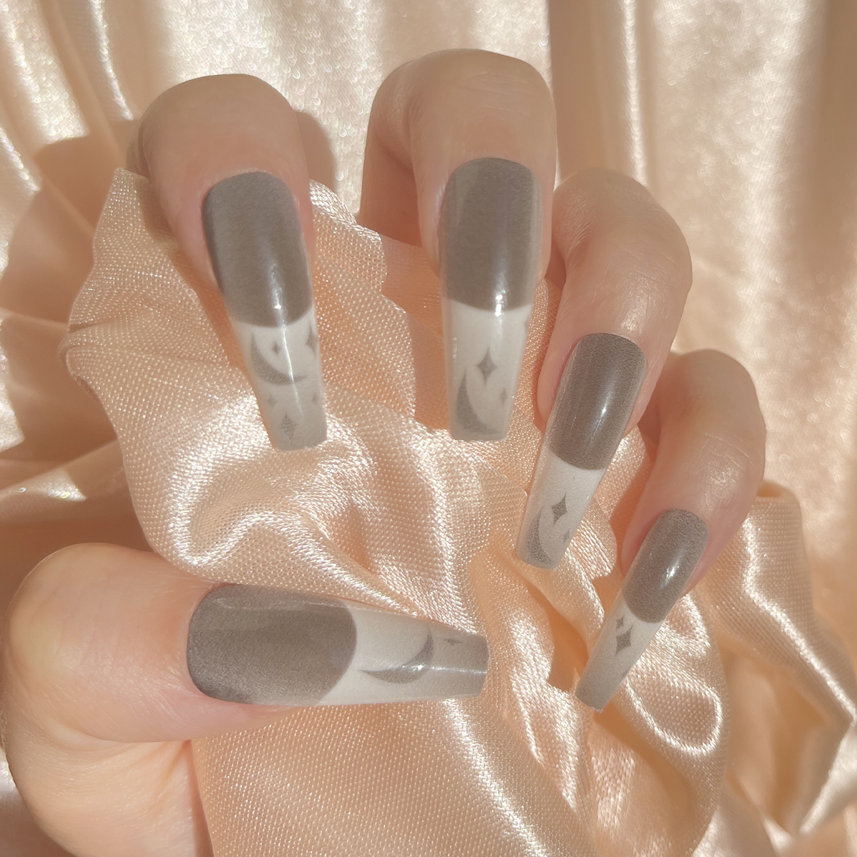 24 PCS PRESS ON NAIL TIPS BALLET SHAPE MOON AND STAR PATTERN Specification drawing
