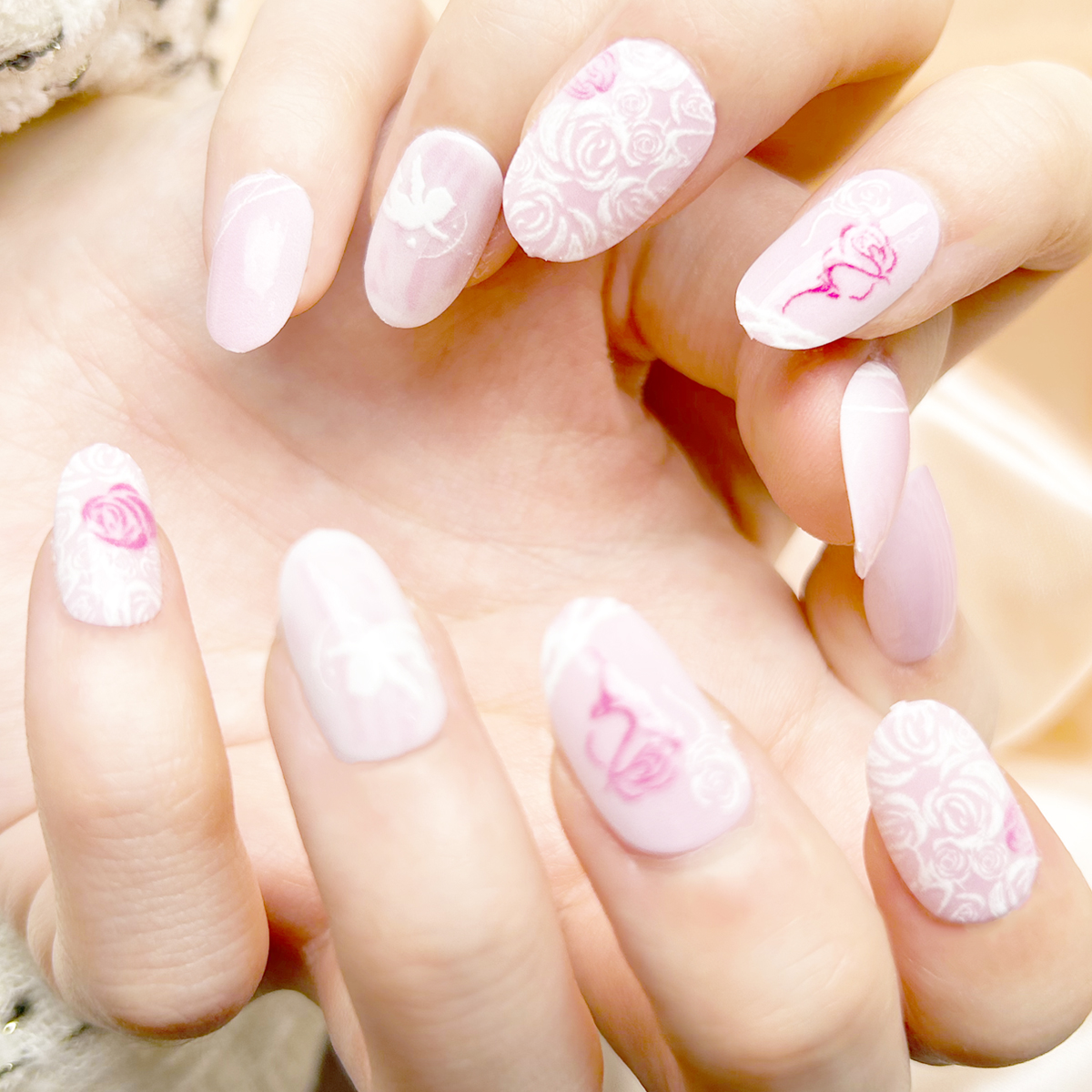 24 PCS PRESS ON NAIL TIPS OVAL SHAPE CUPID AND ROSE PATTERN full figure