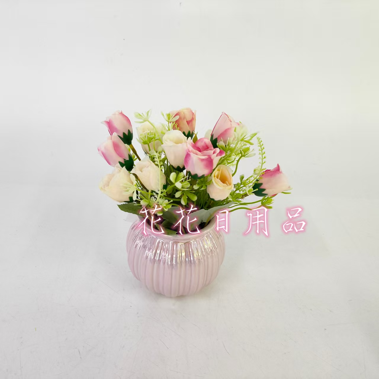 Artificial flowers, artificial flower bonsai, candy-colored ceramic POTS, rose buds and other decorative items Item Picture